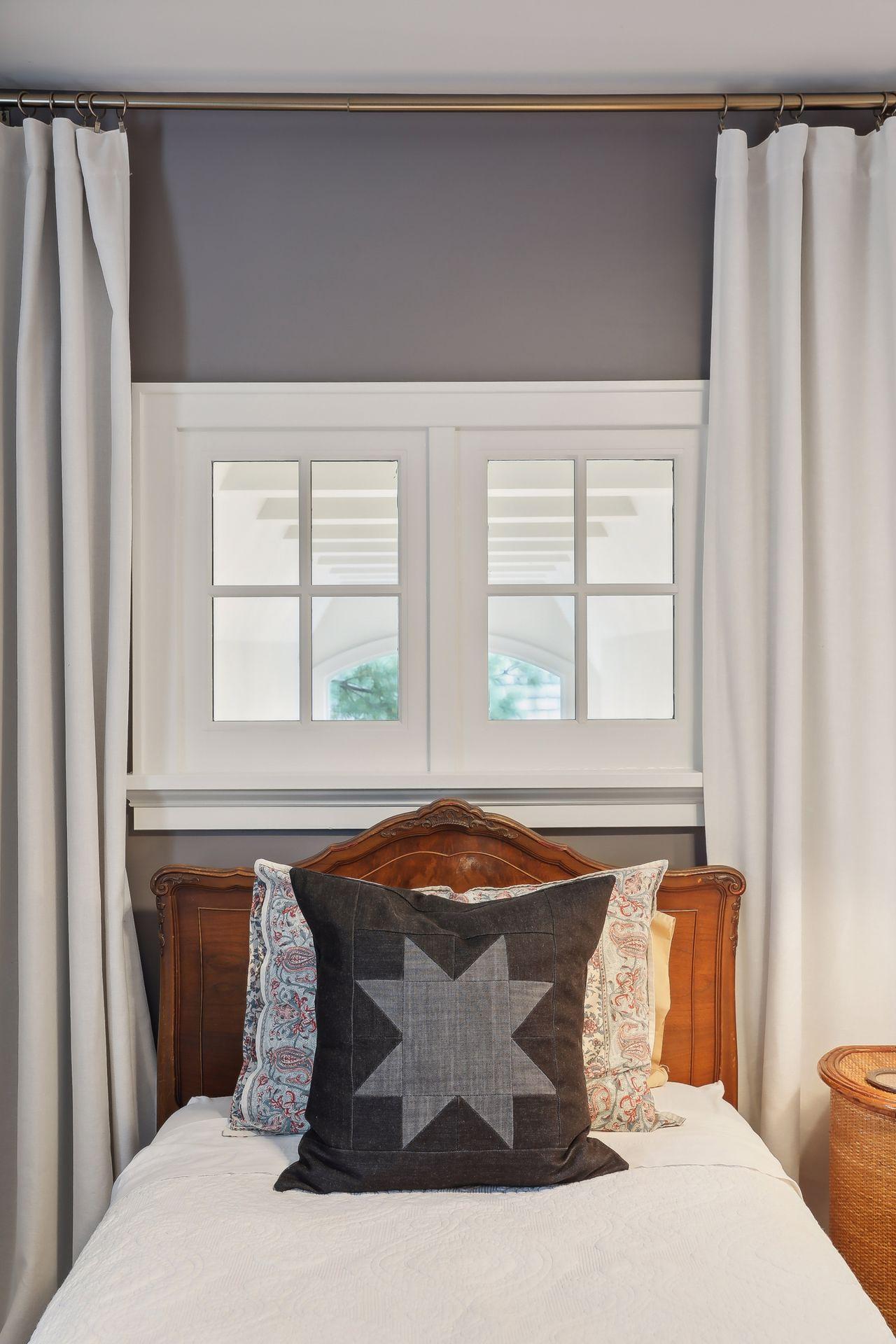 1798 Pinehurst Avenue