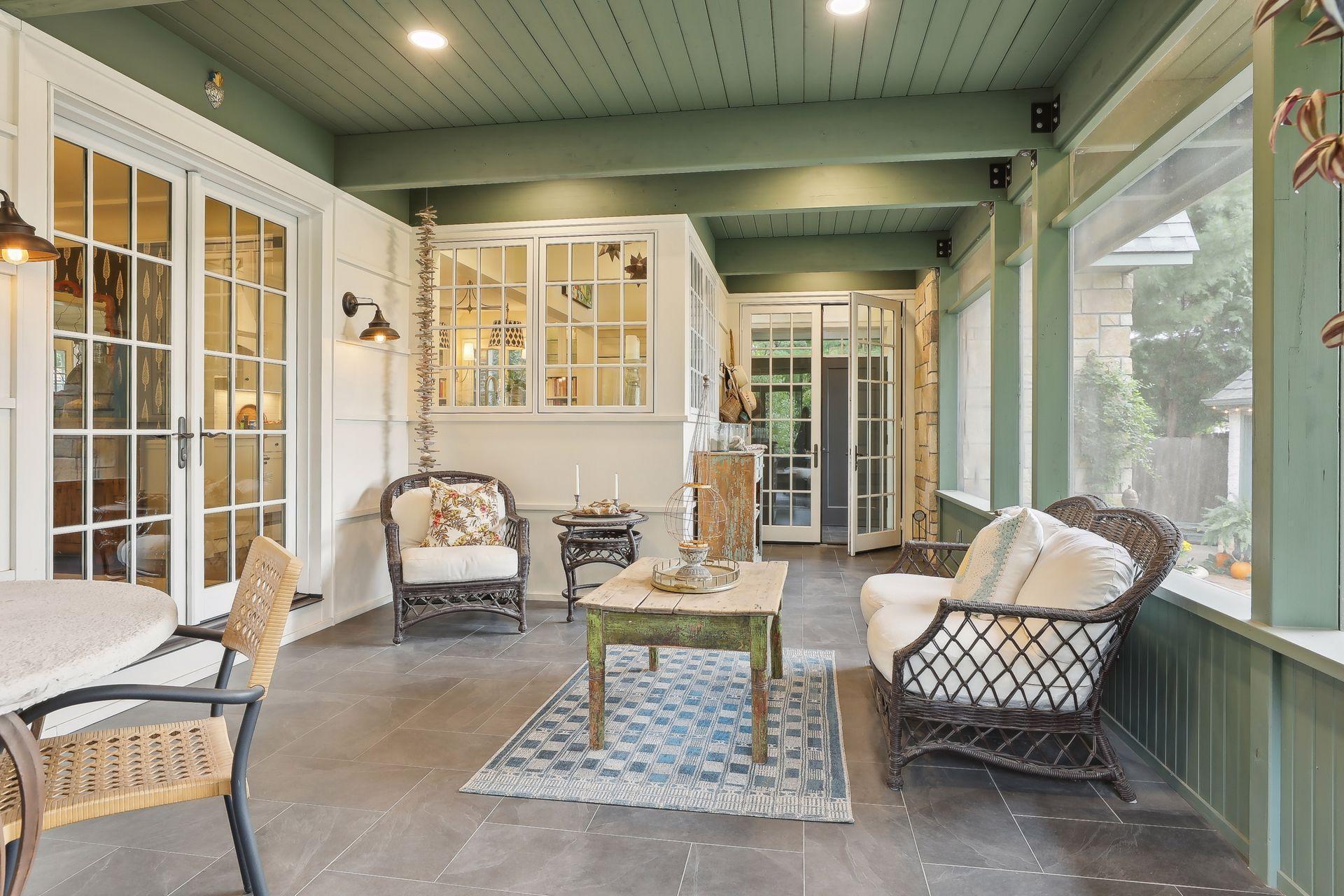 1798 Pinehurst Avenue