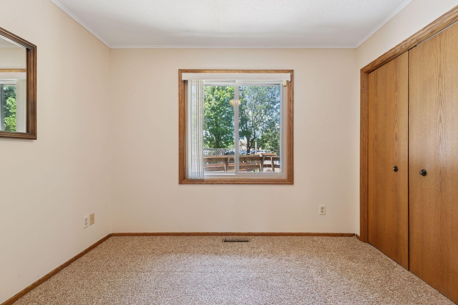 11027 Xylon Avenue N