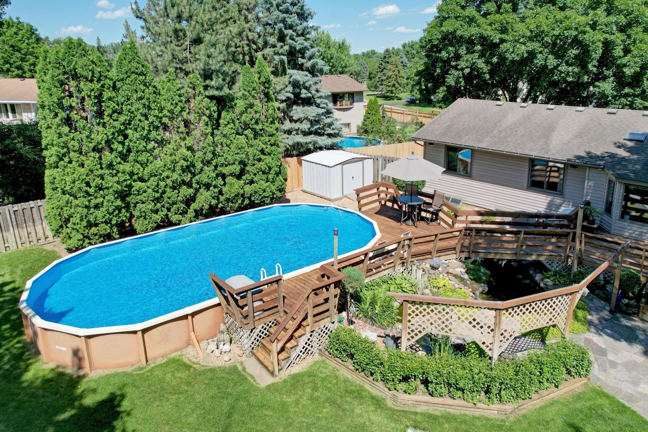 11027 Xylon Avenue N