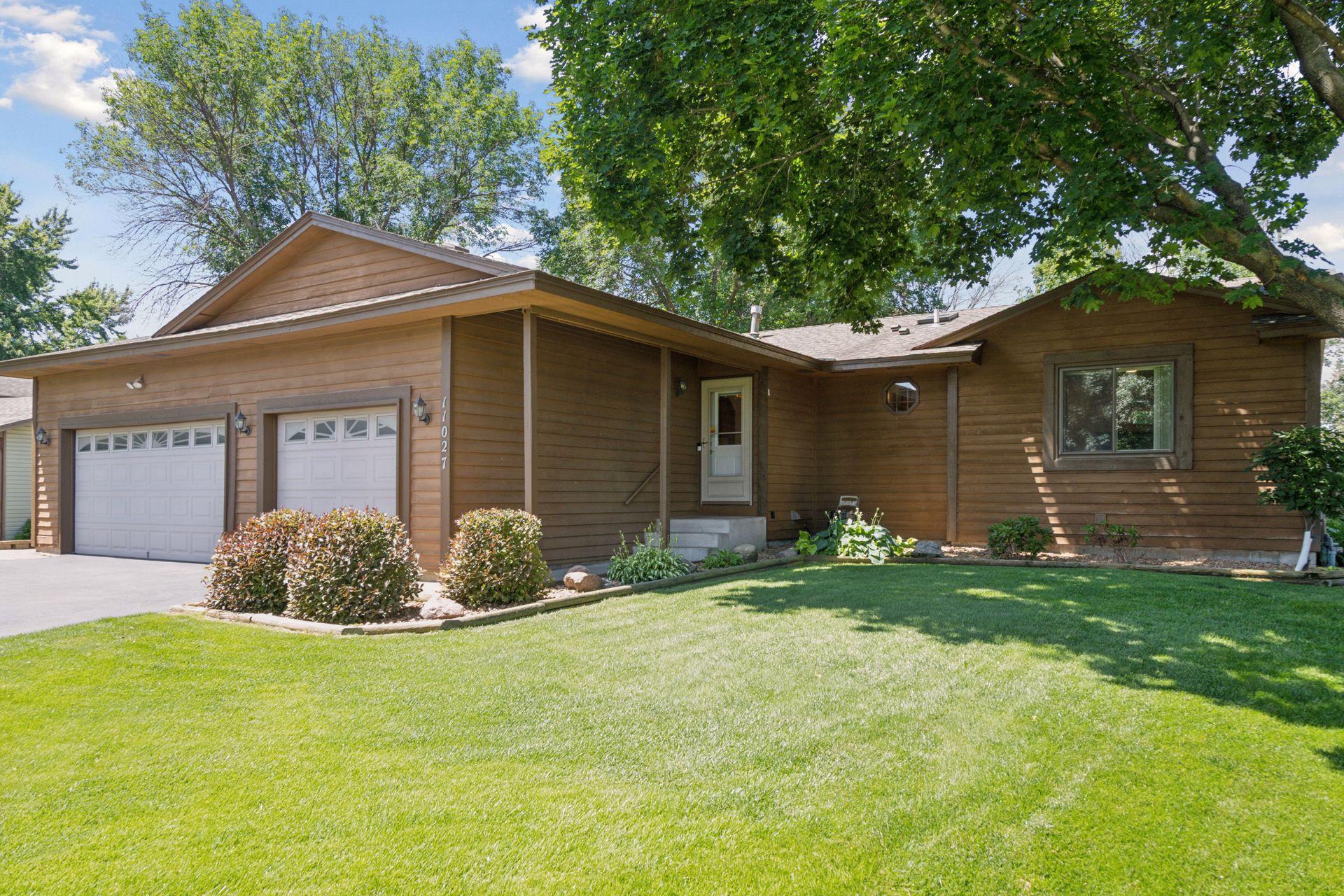 11027 Xylon Avenue N