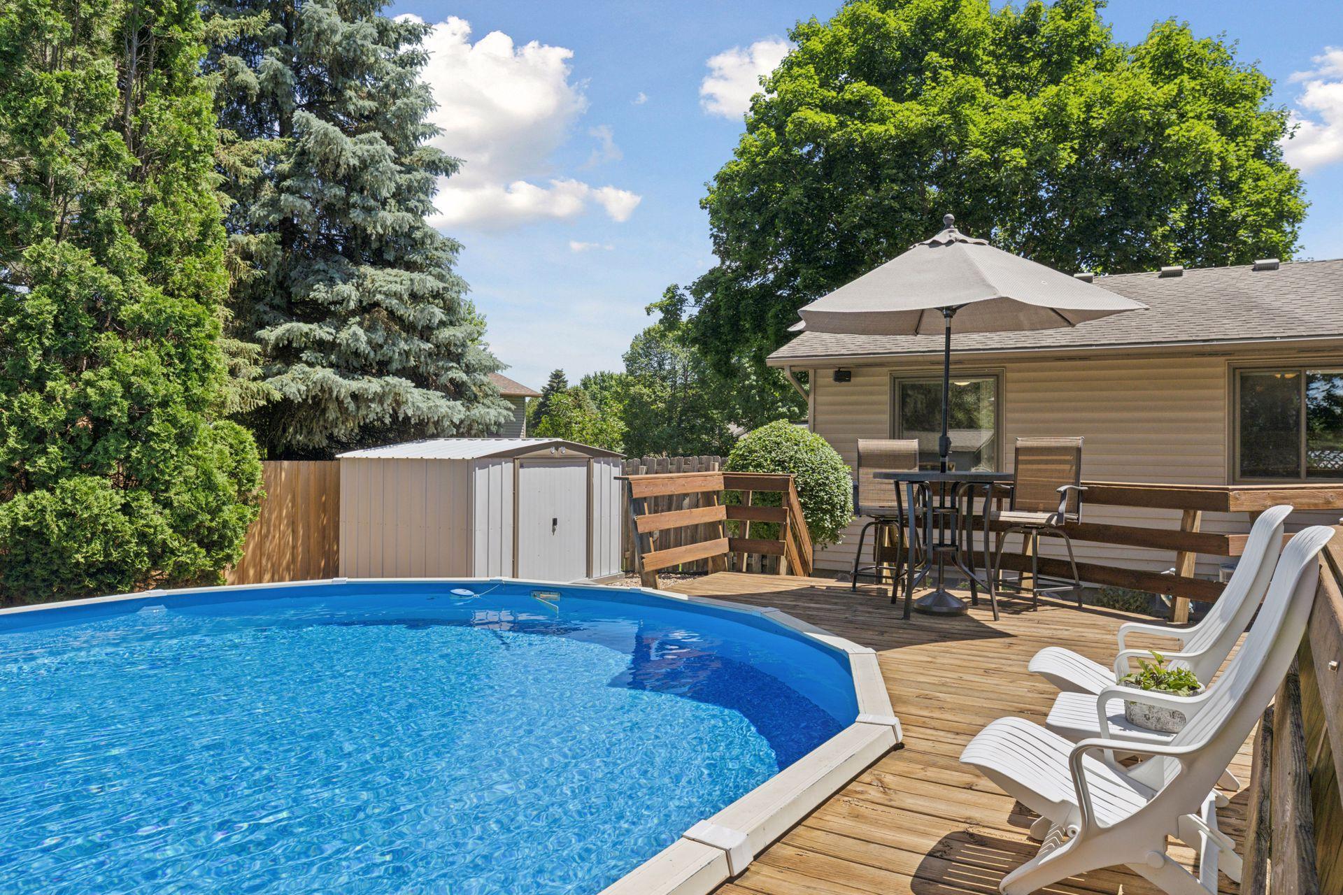 11027 Xylon Avenue N