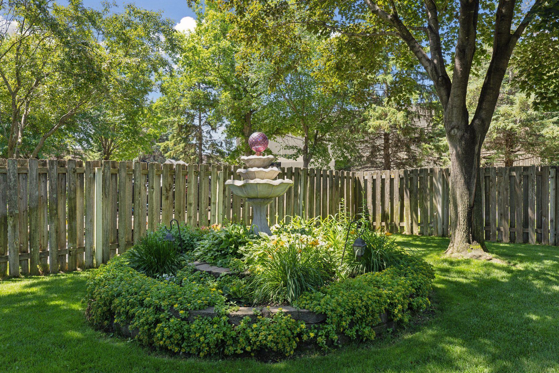 11027 Xylon Avenue N