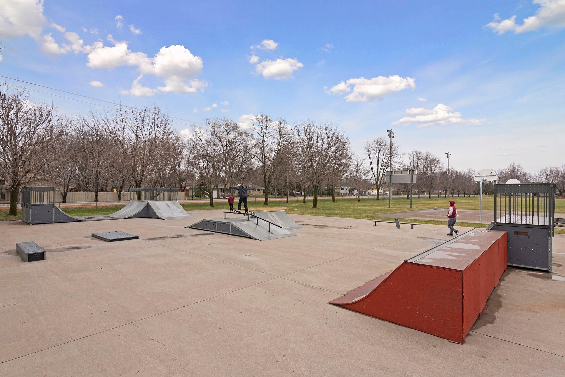 11027 Xylon Avenue N