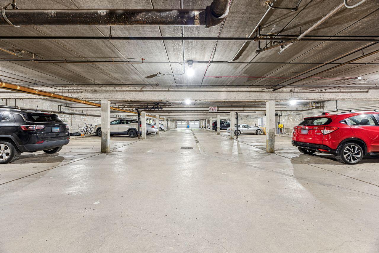 4380 Brookside Court Unit: 116