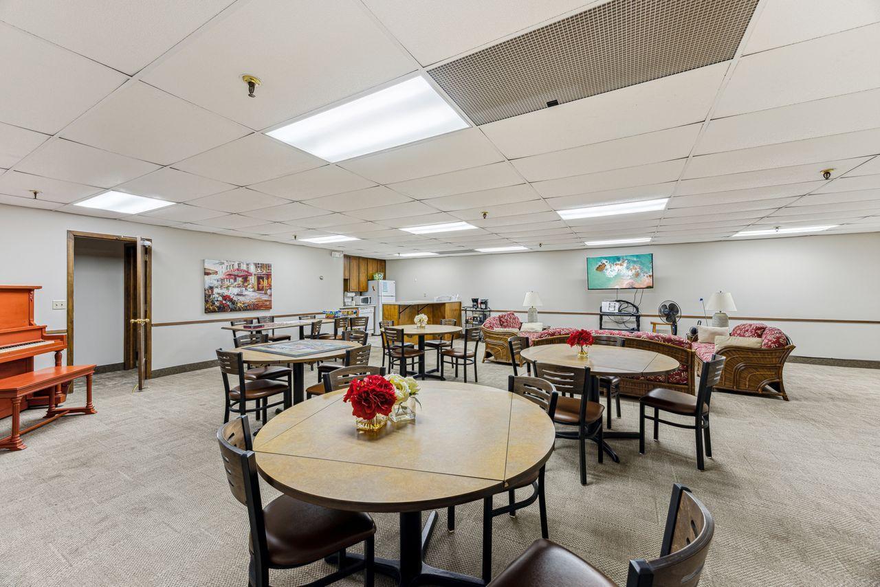 4380 Brookside Court Unit: 116