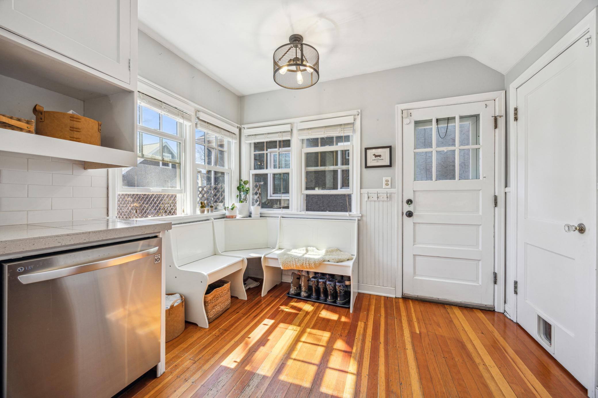 1400 Eleanor Avenue