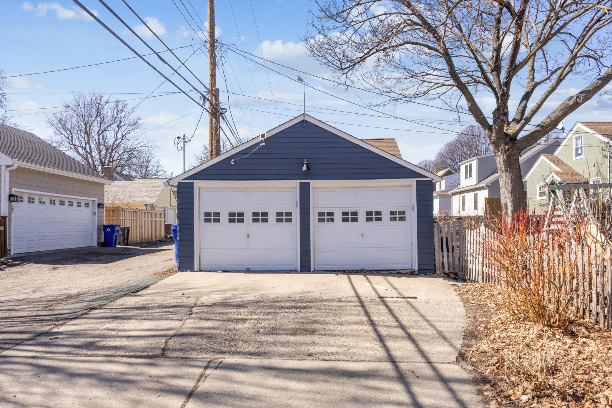 1400 Eleanor Avenue