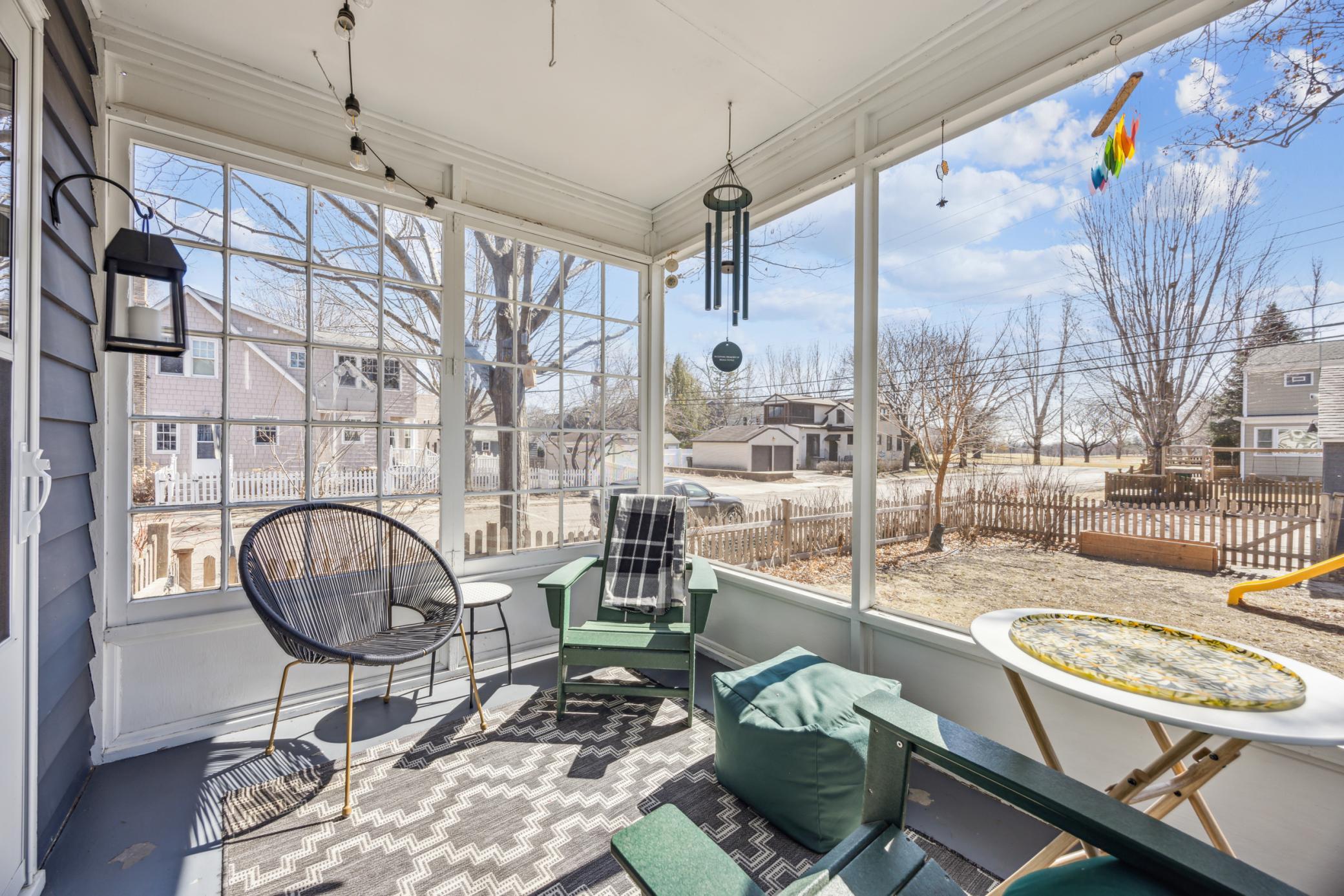 1400 Eleanor Avenue