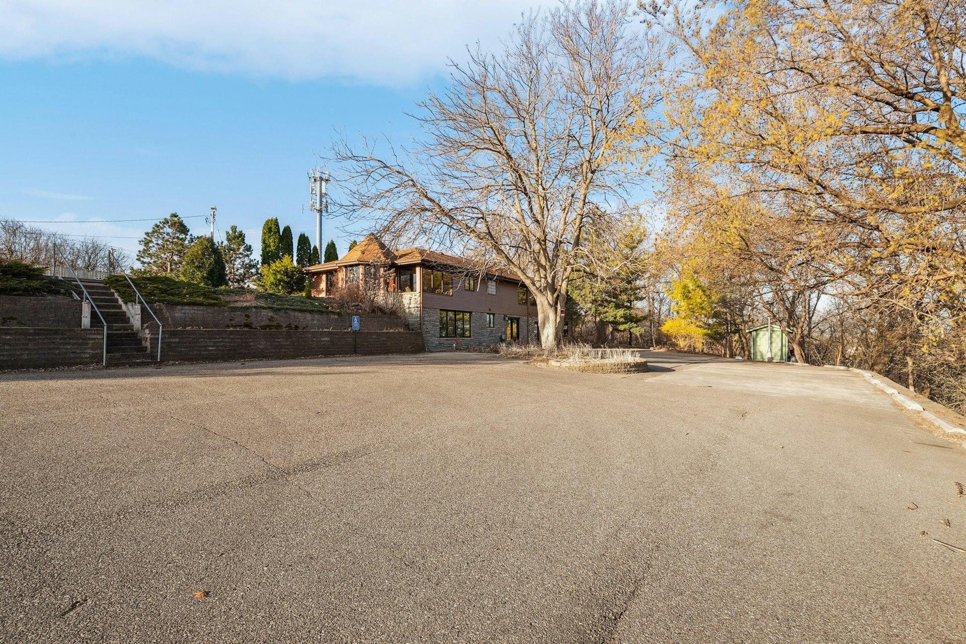 4141 Old Sibley Memorial Highway