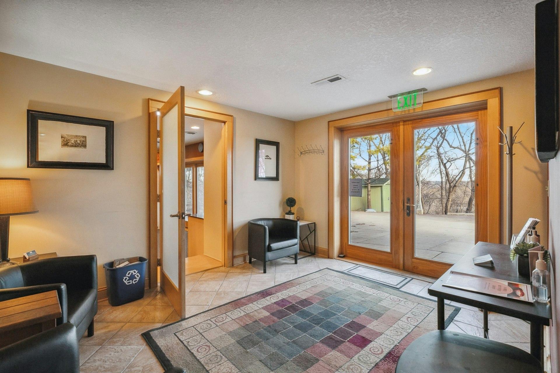 4141 Old Sibley Memorial Highway