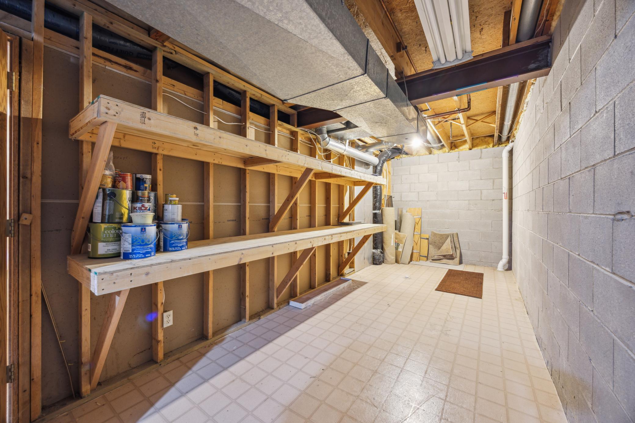 7813 W 111th Street