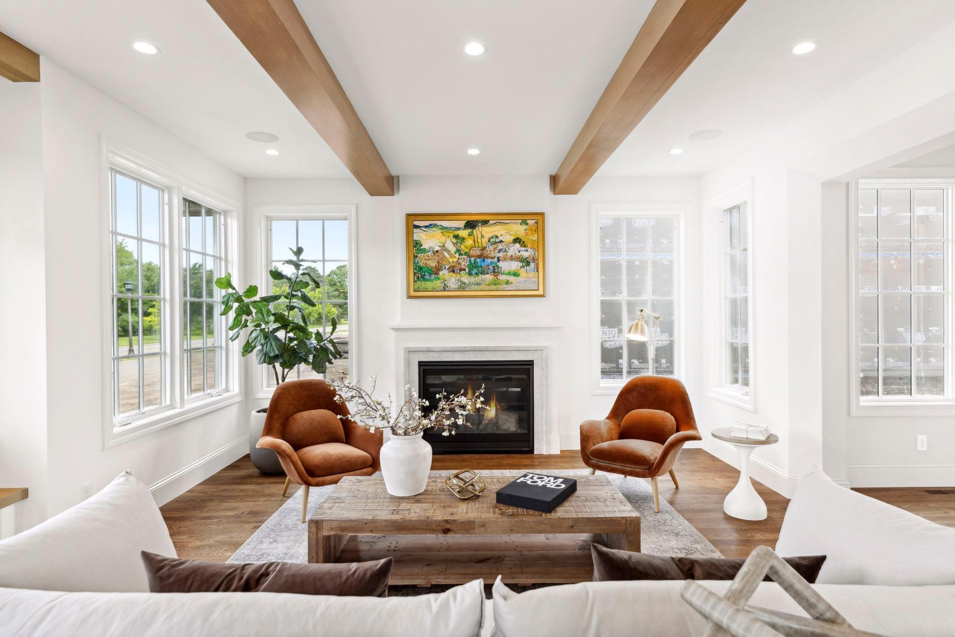 956 Mississippi River Boulevard S