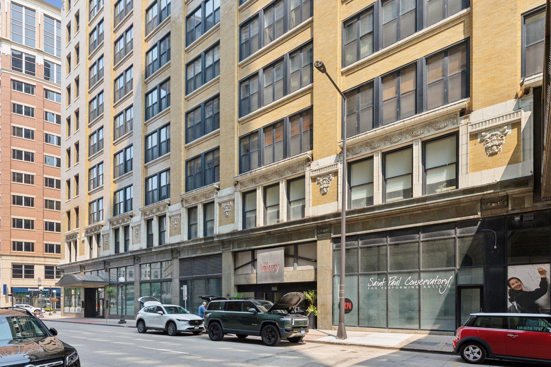 350 Saint Peter Street Unit: 908