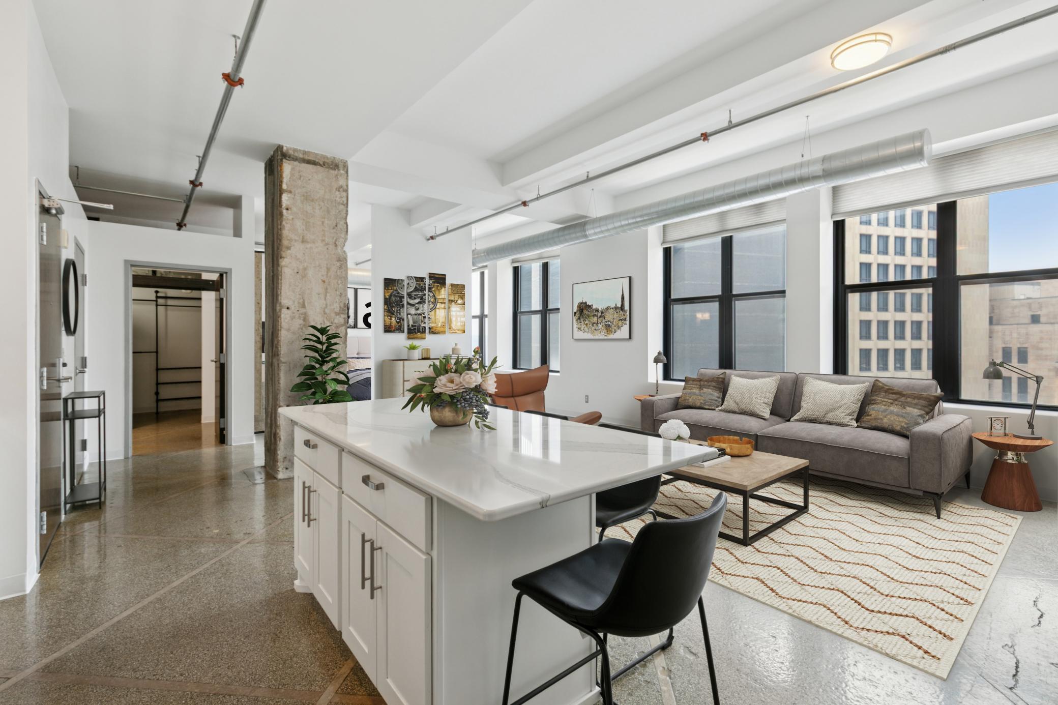 350 Saint Peter Street Unit: 908