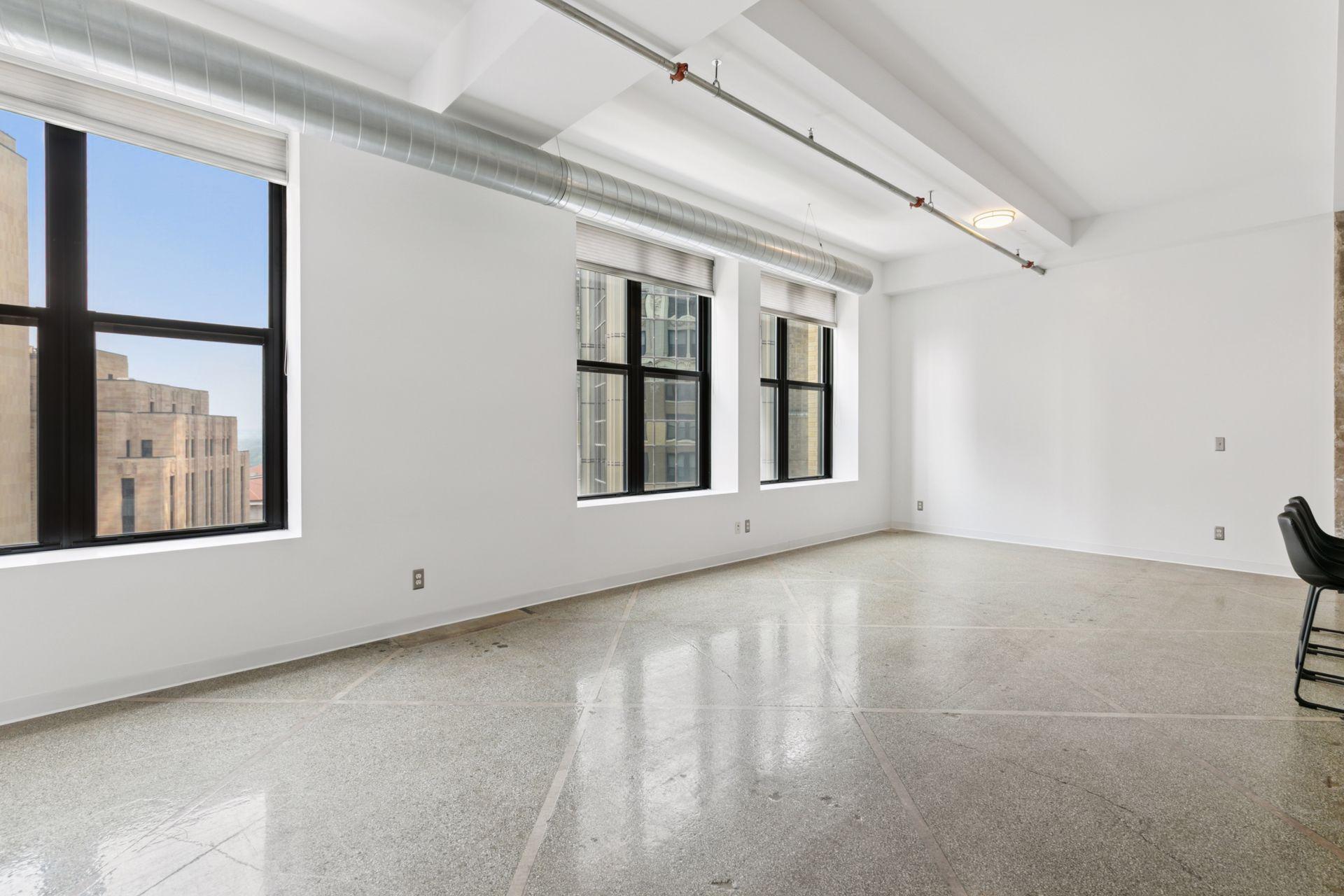 350 Saint Peter Street Unit: 908