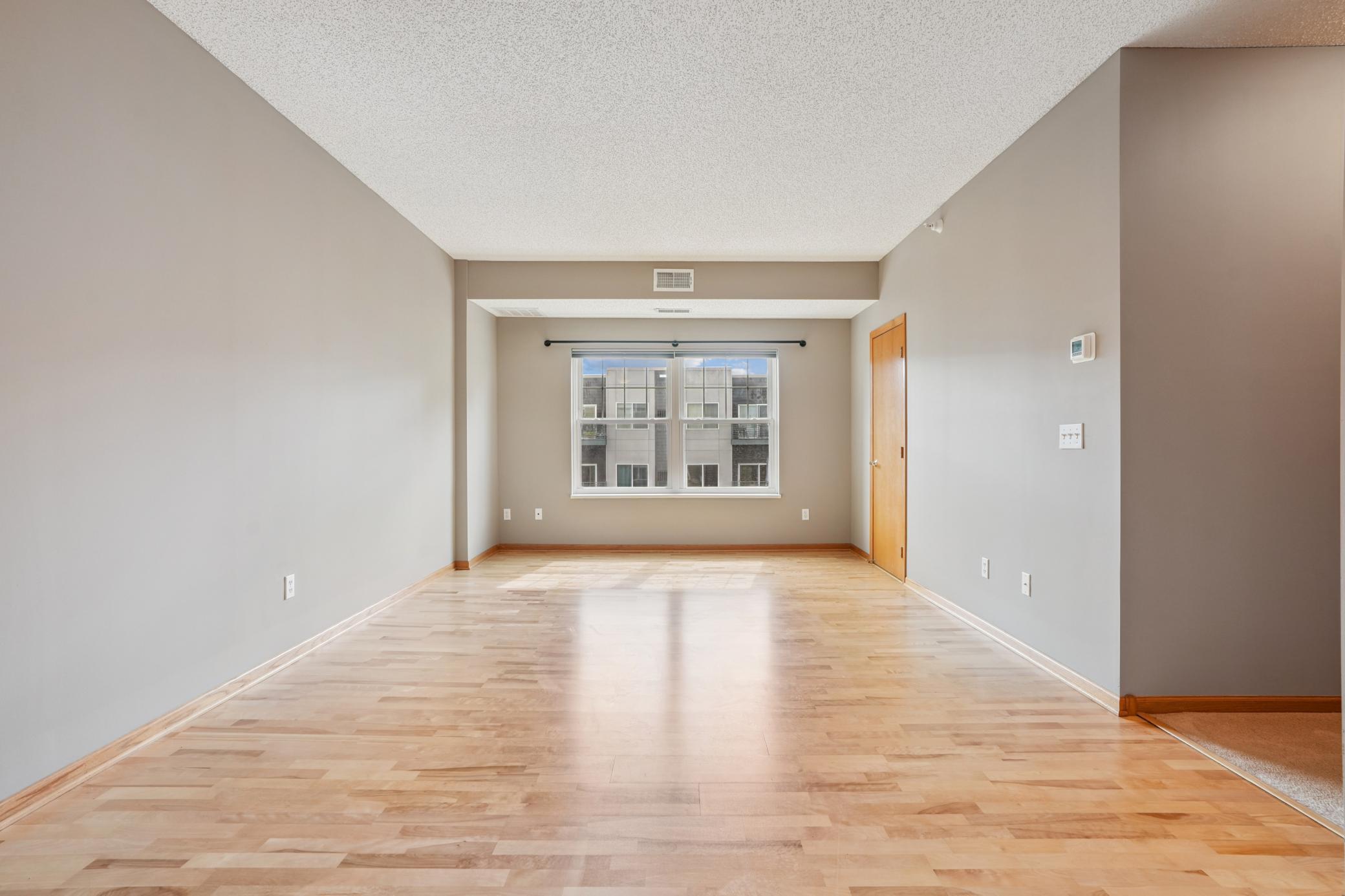 4824 E 53rd Street Unit: 422