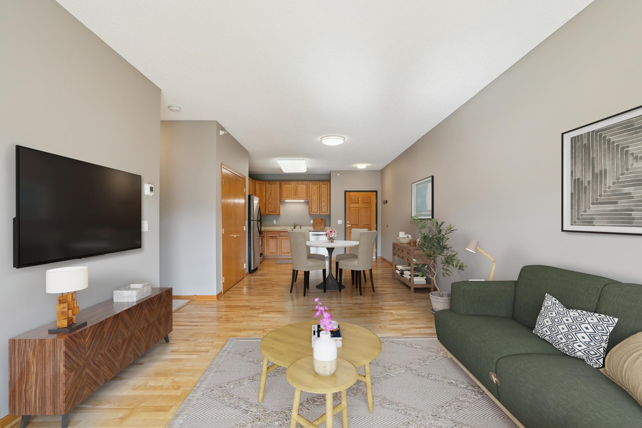 4824 E 53rd Street Unit: 422