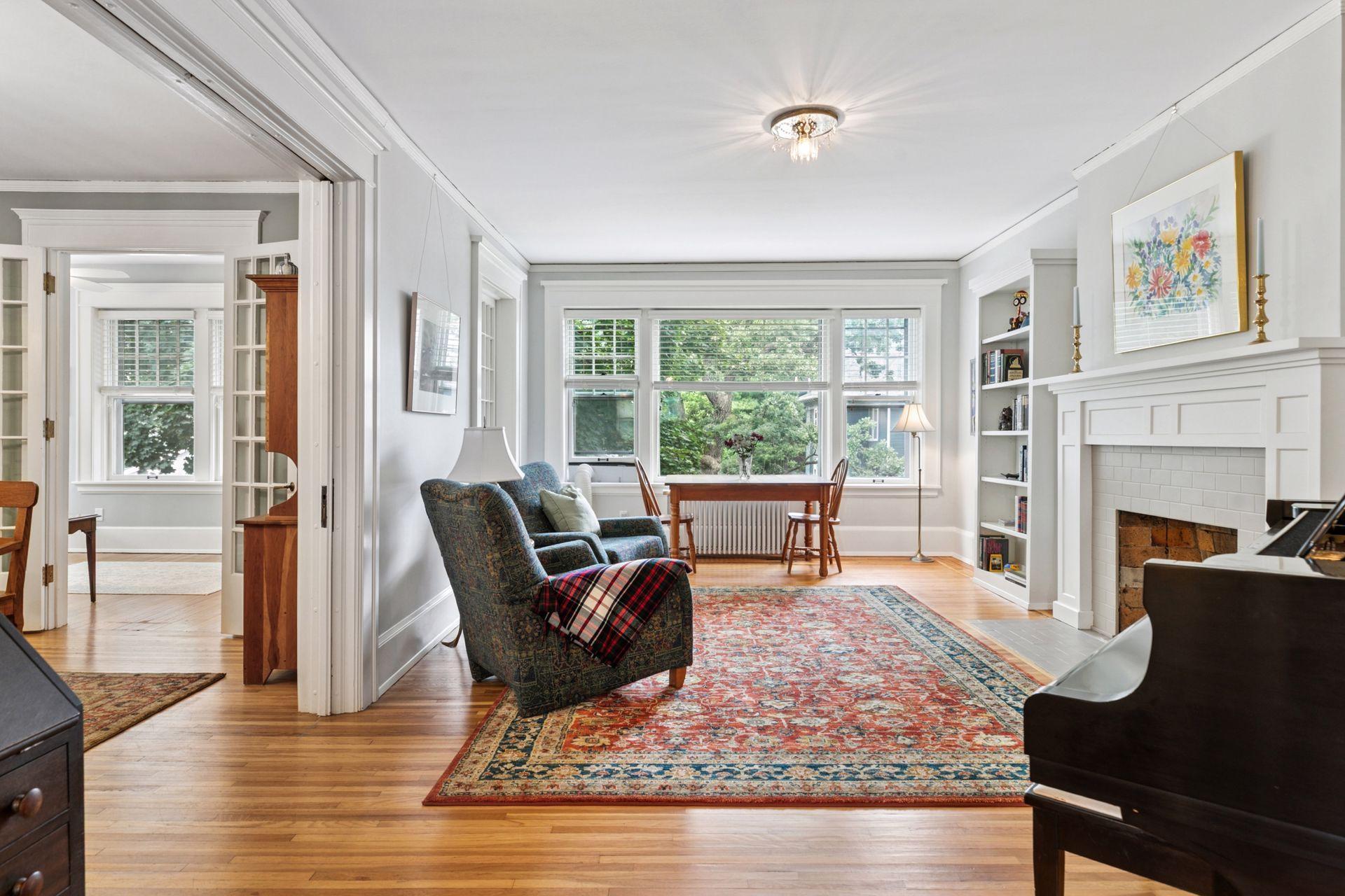 56 Arundel Street Unit: 10