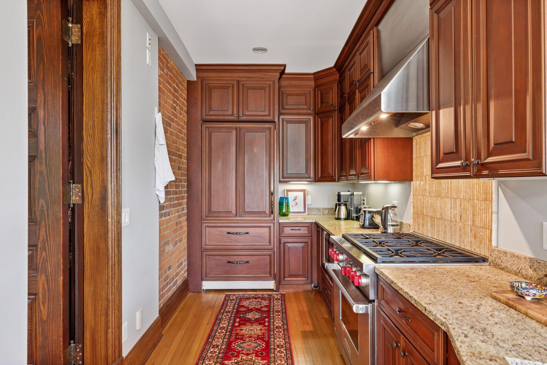 324 Summit Avenue Unit: 101
