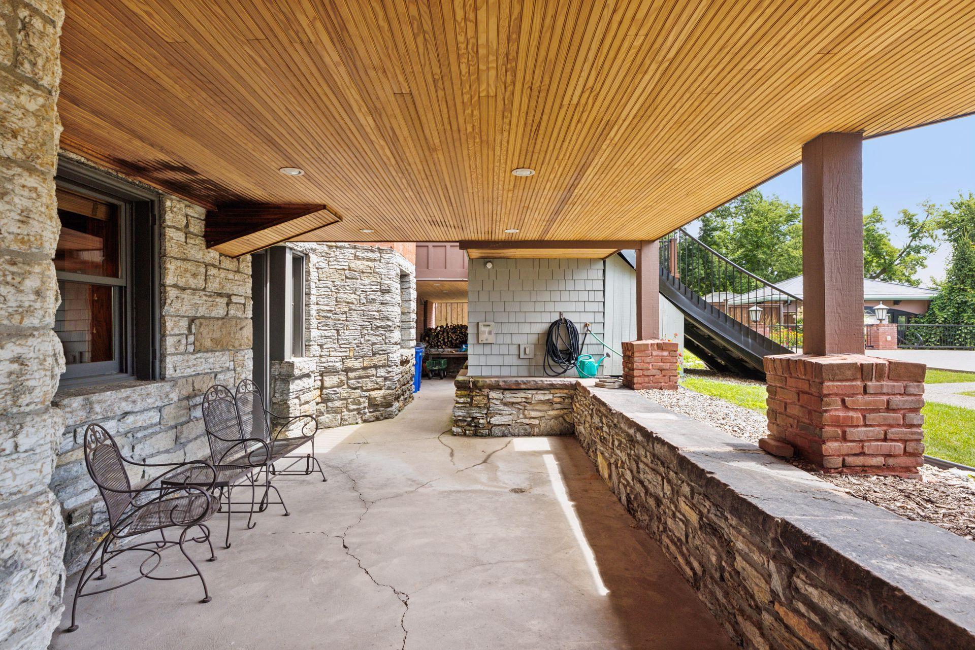 324 Summit Avenue Unit: 101