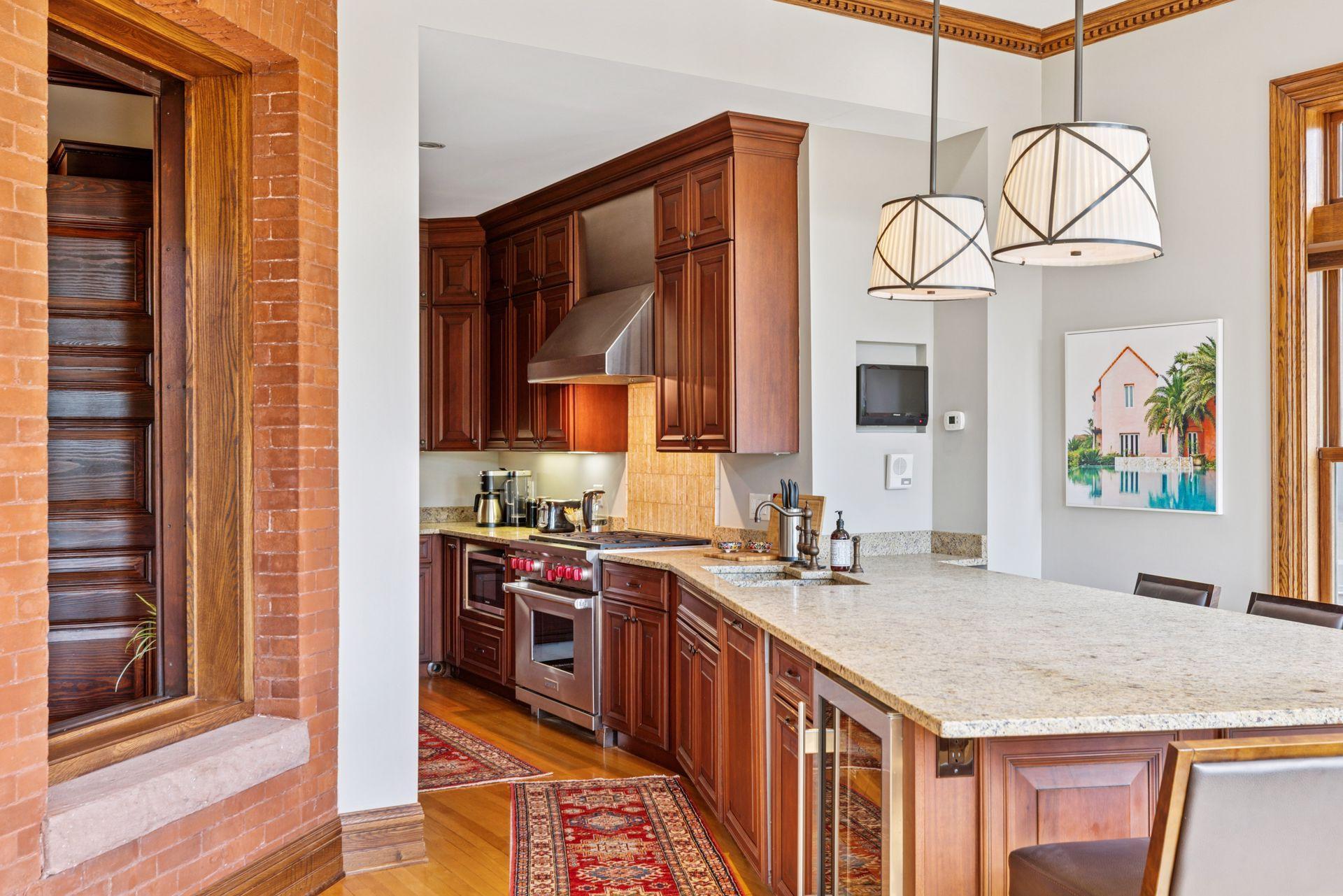 324 Summit Avenue Unit: 101