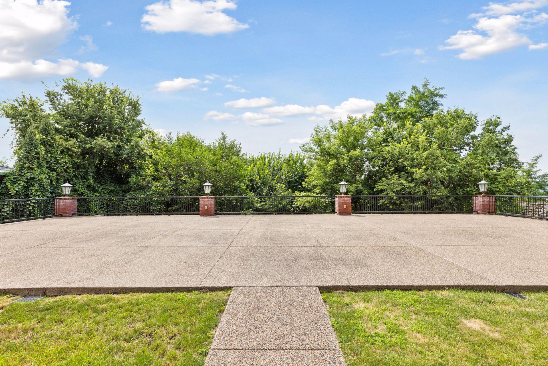 324 Summit Avenue Unit: 101