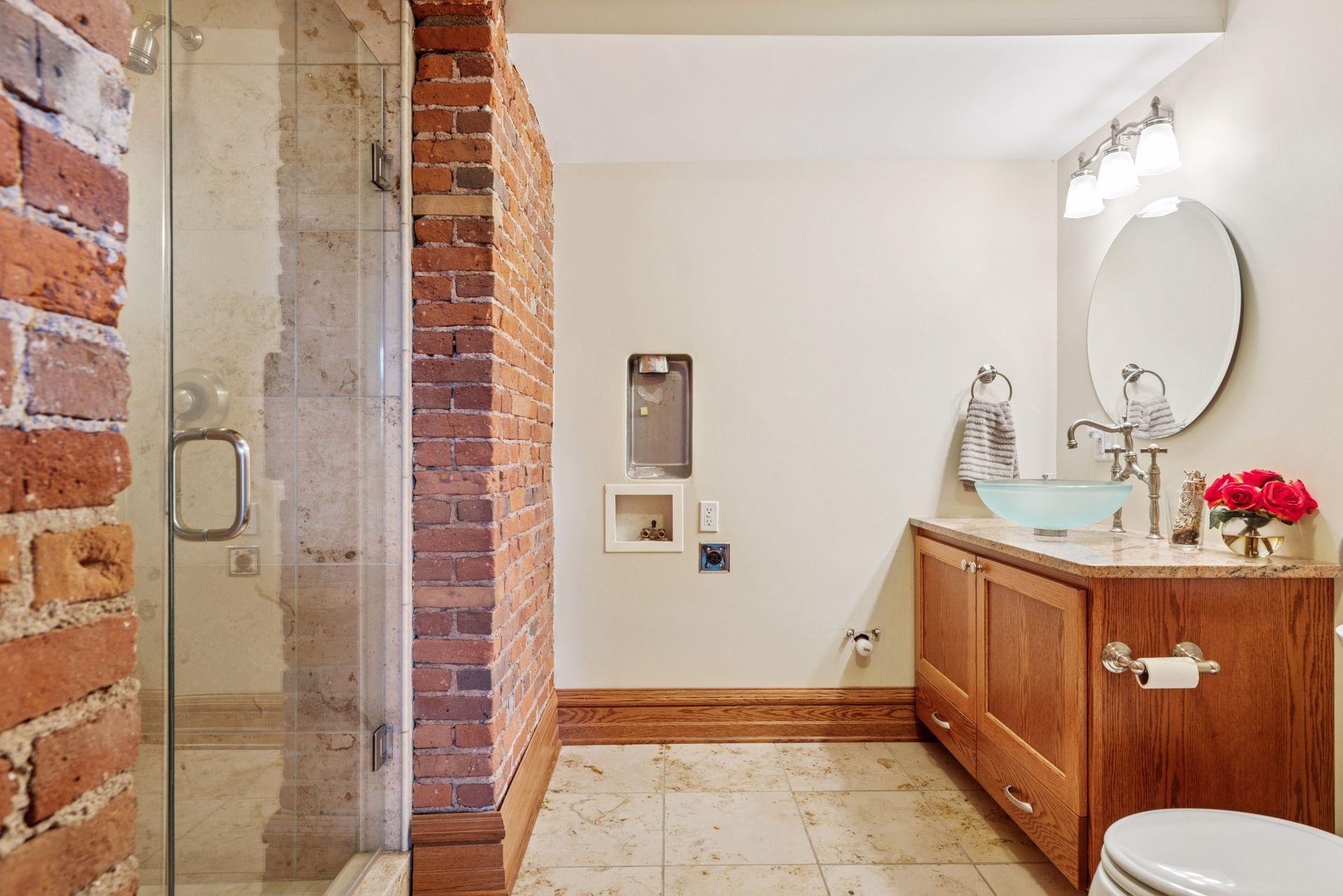 324 Summit Avenue Unit: 101