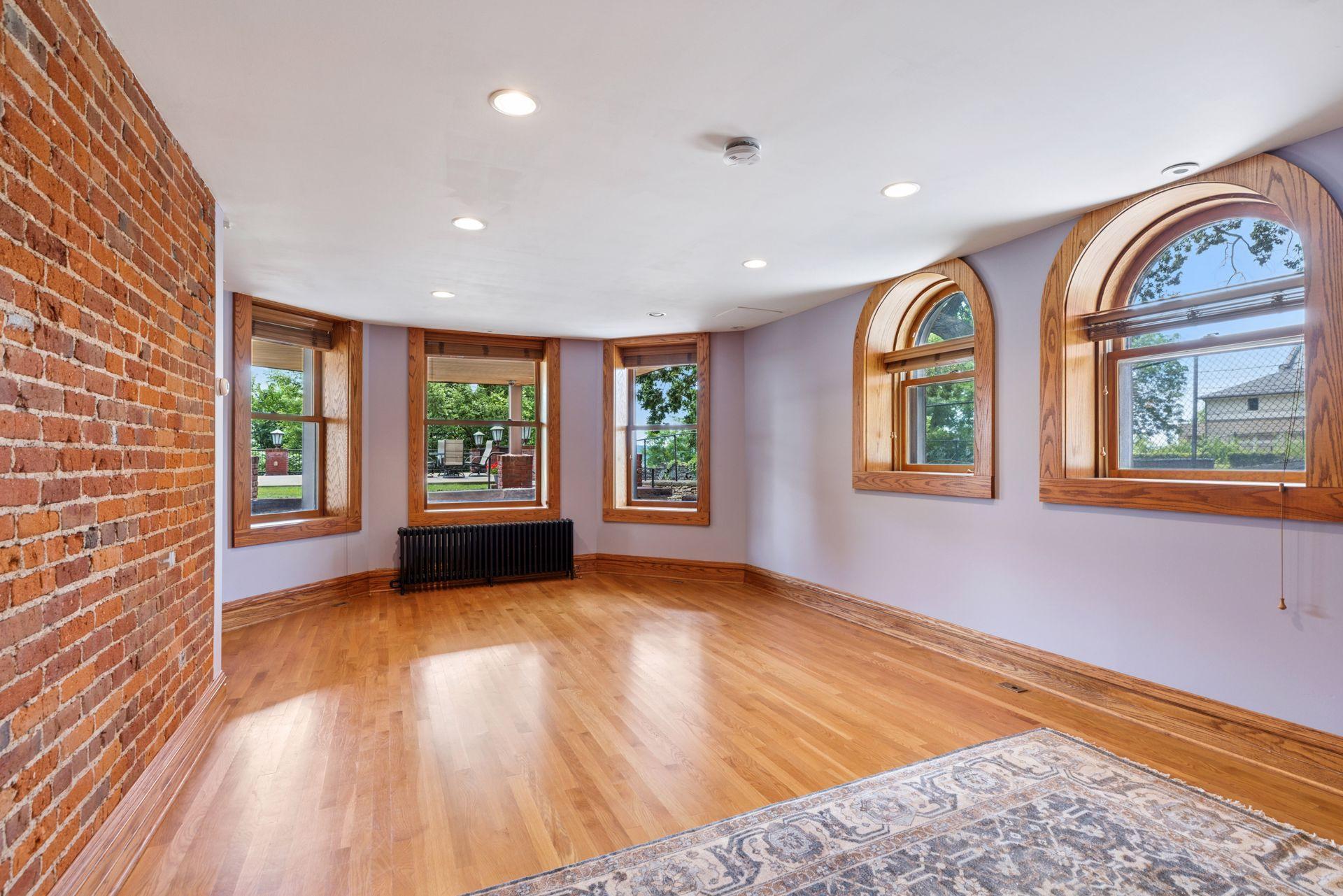 324 Summit Avenue Unit: 101