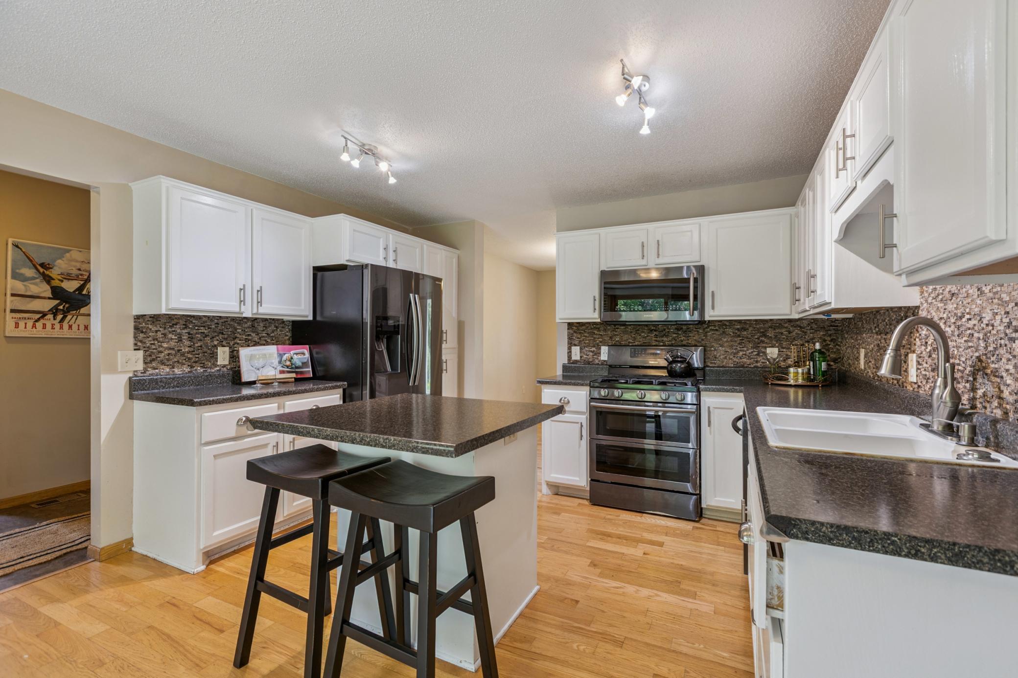 5440 Highland Trail