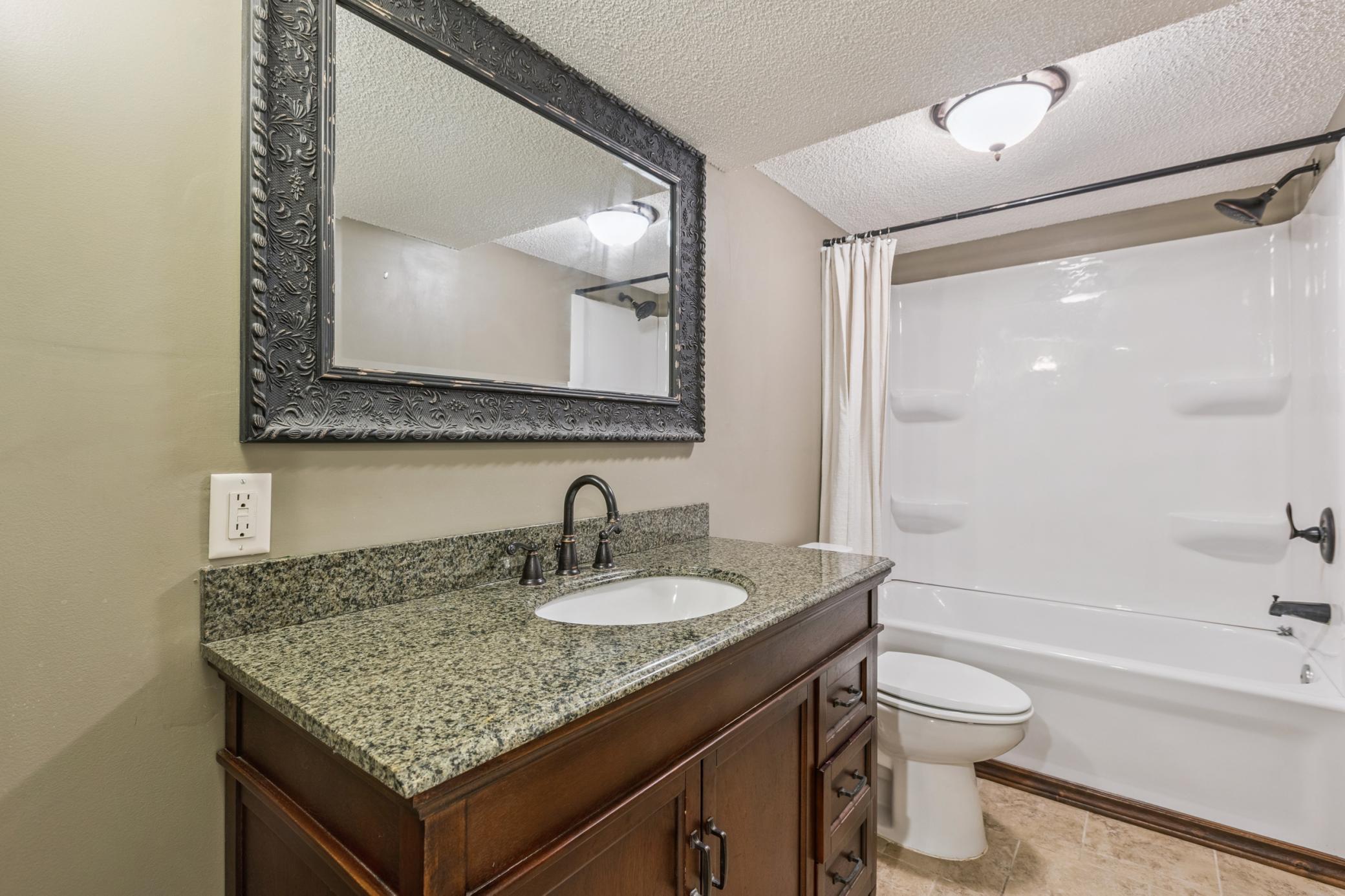 5440 Highland Trail