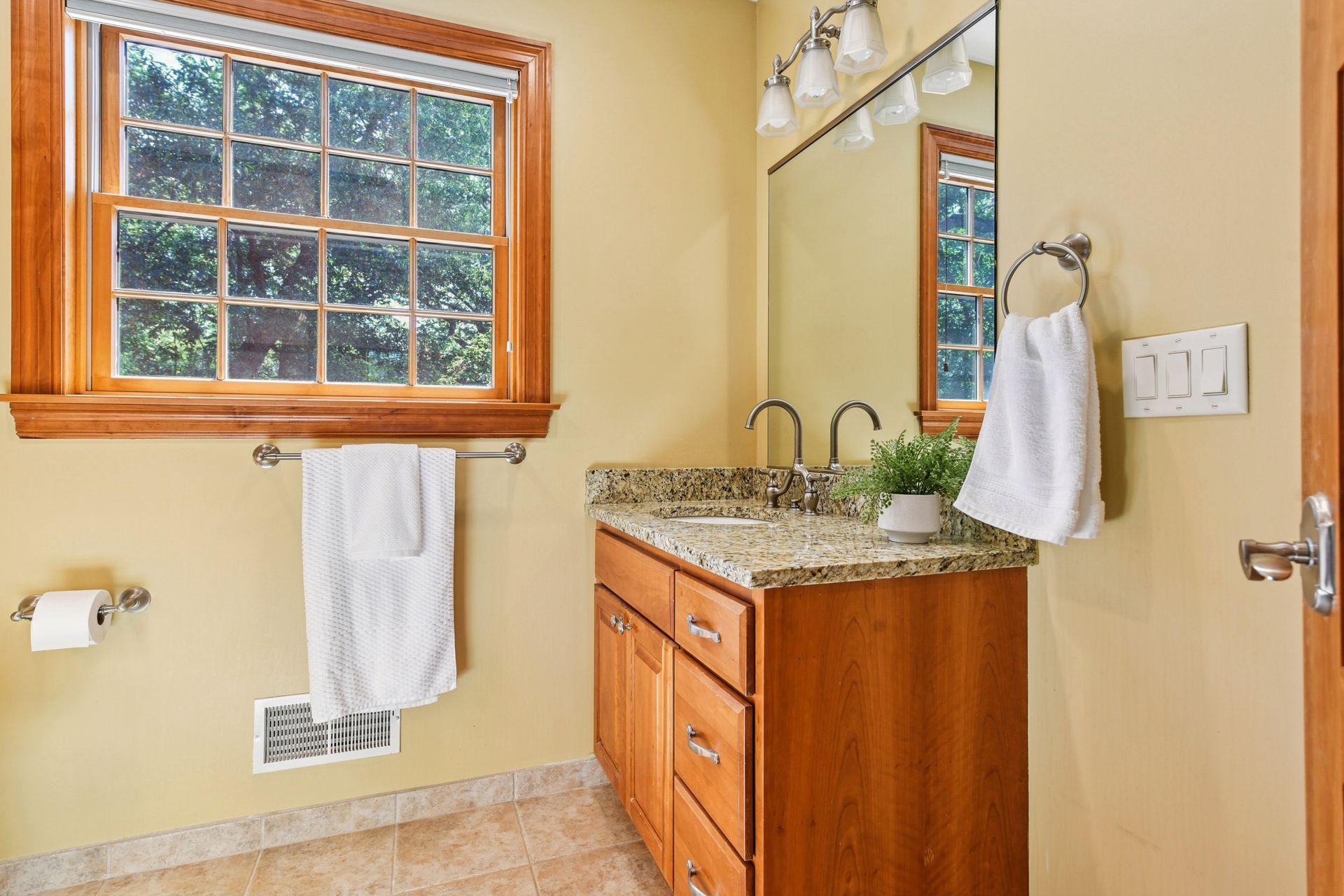 11625 Live Oak Drive