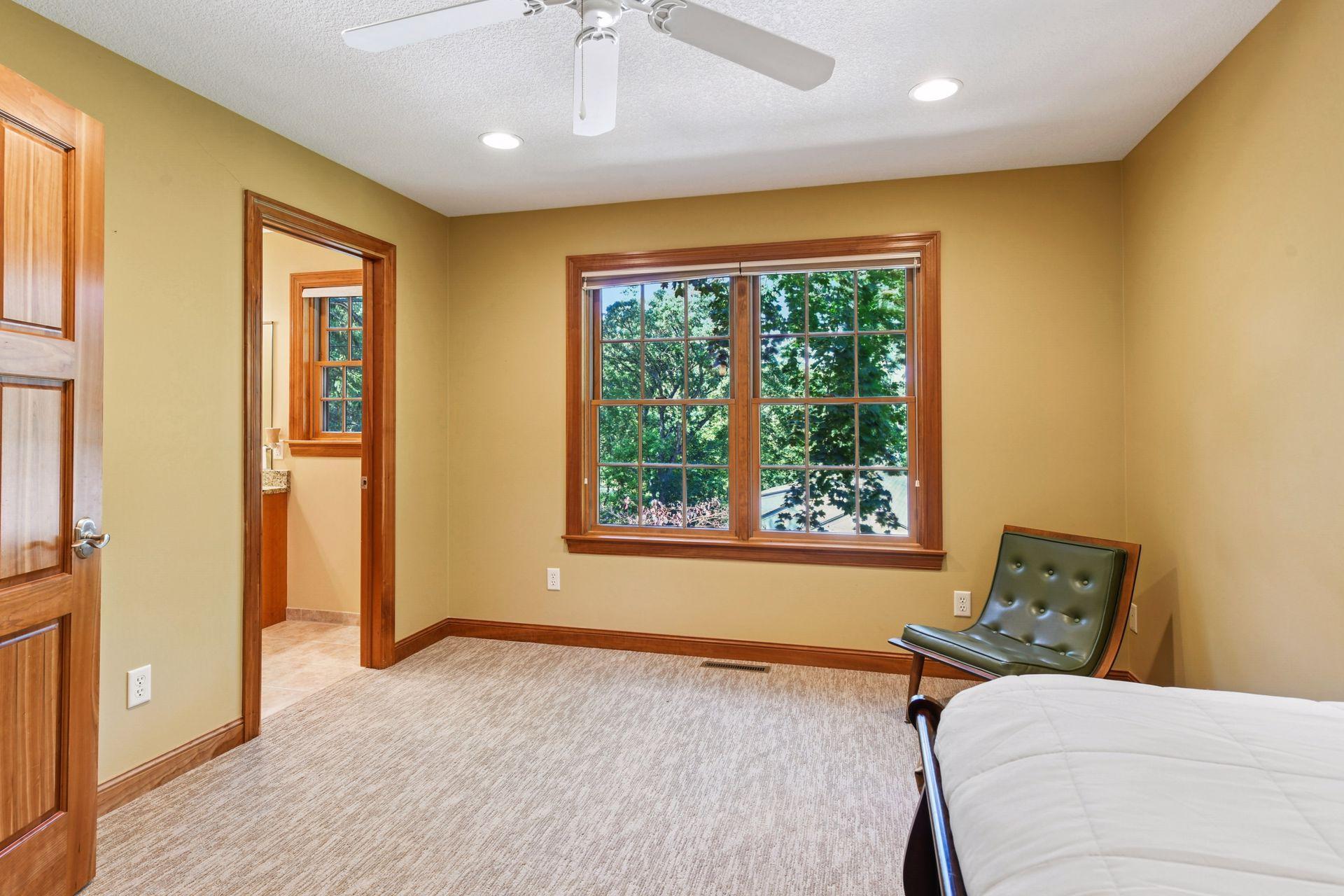 11625 Live Oak Drive