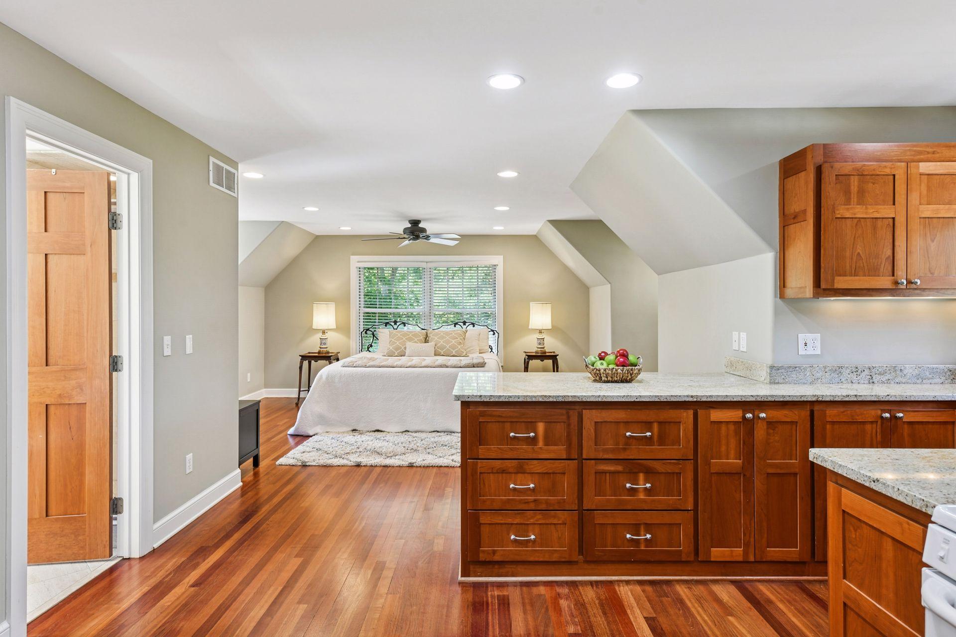 11625 Live Oak Drive