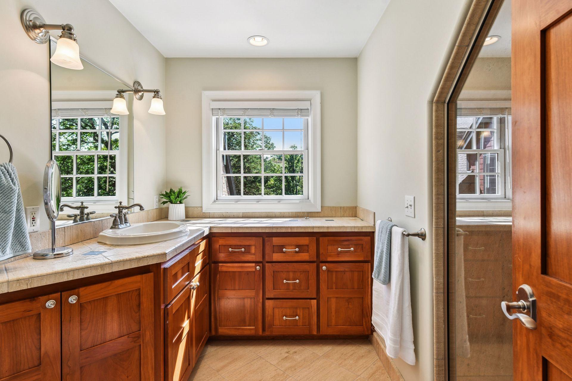 11625 Live Oak Drive