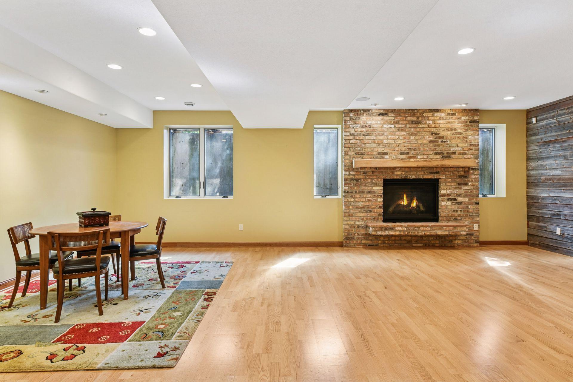 11625 Live Oak Drive