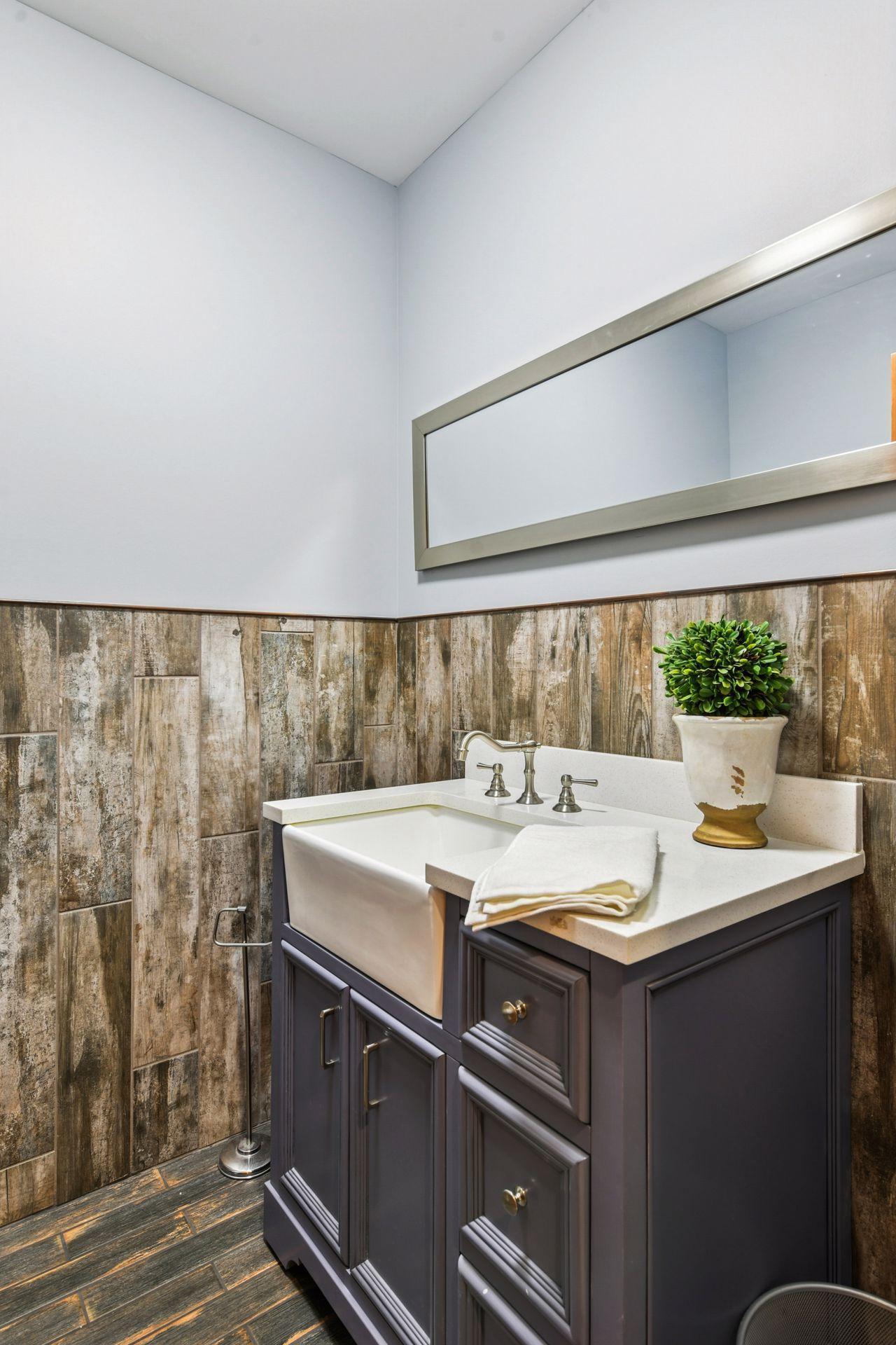 11625 Live Oak Drive