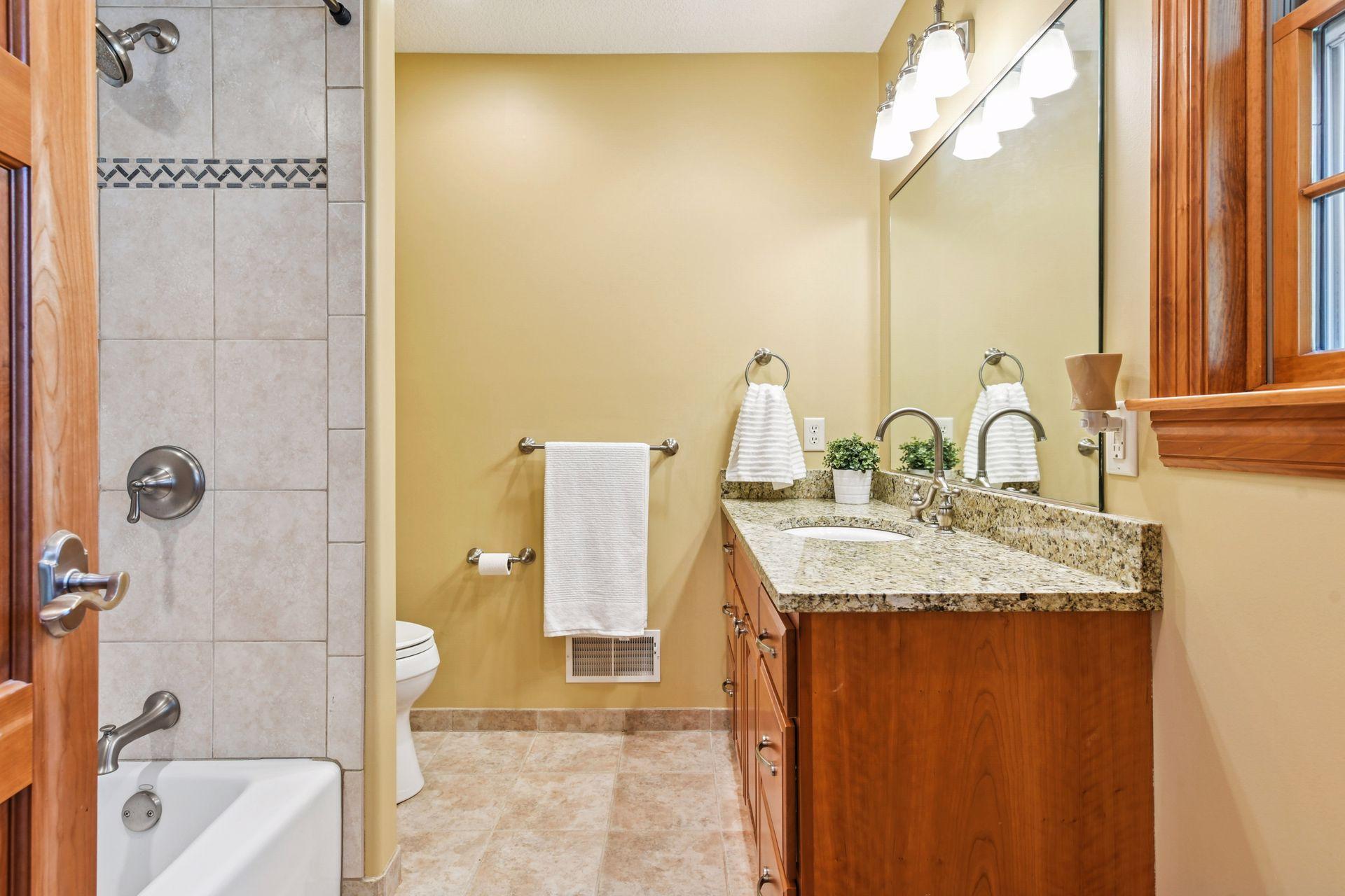 11625 Live Oak Drive