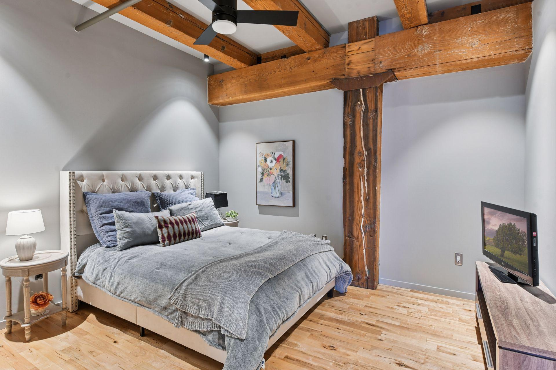 406 Wacouta Street Unit: 412