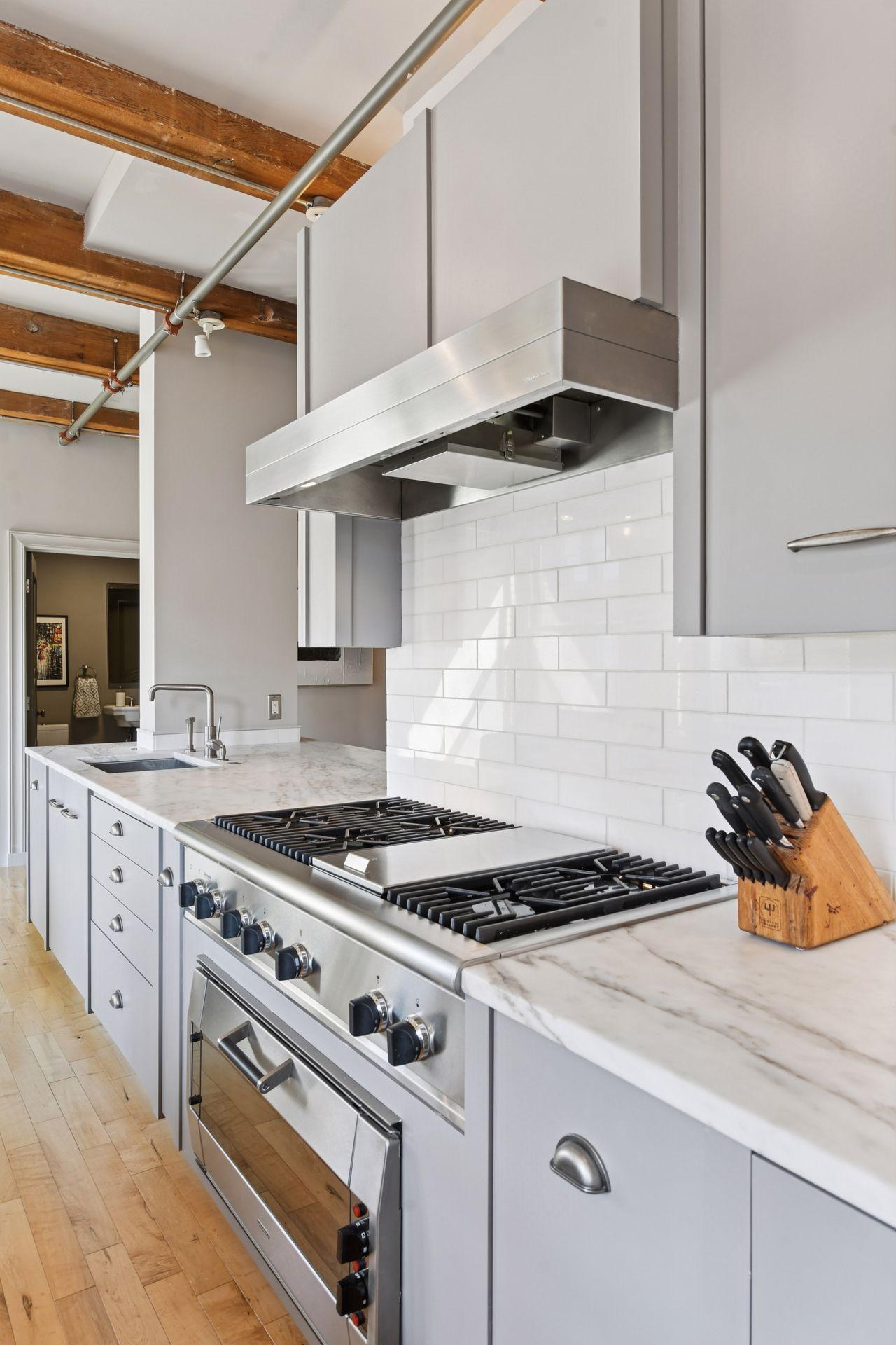 406 Wacouta Street Unit: 412