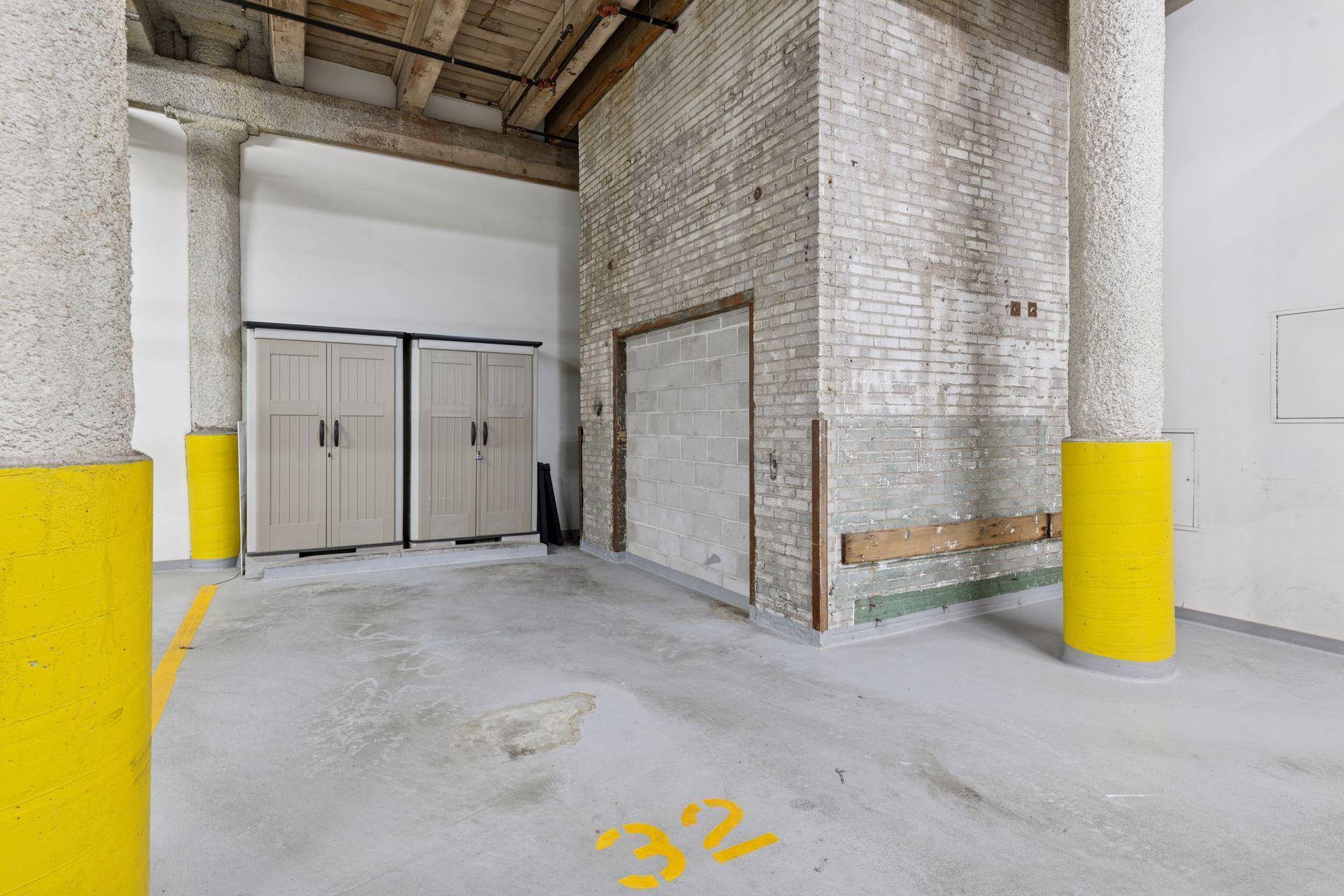 406 Wacouta Street Unit: 412