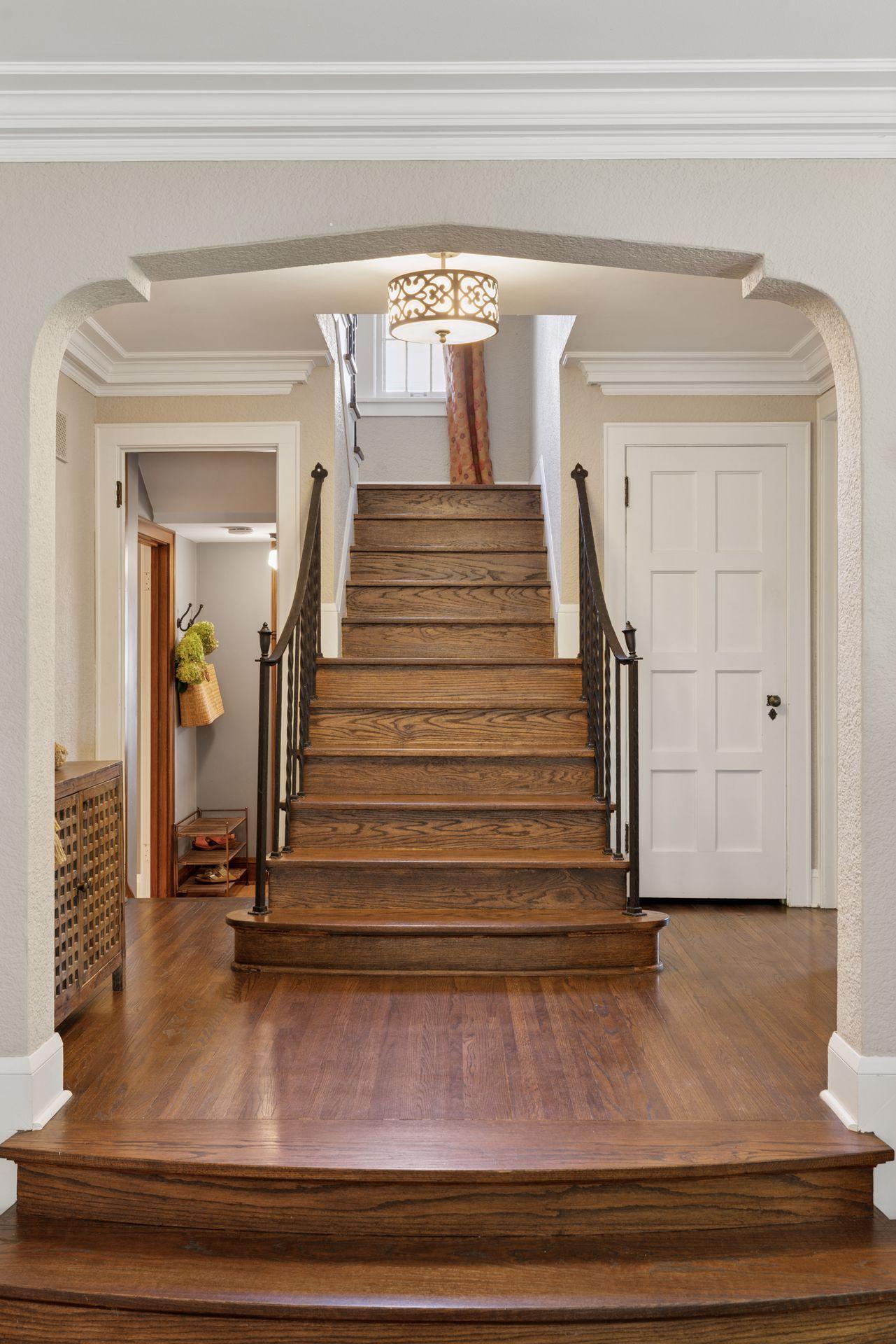 265 Mount Curve Boulevard