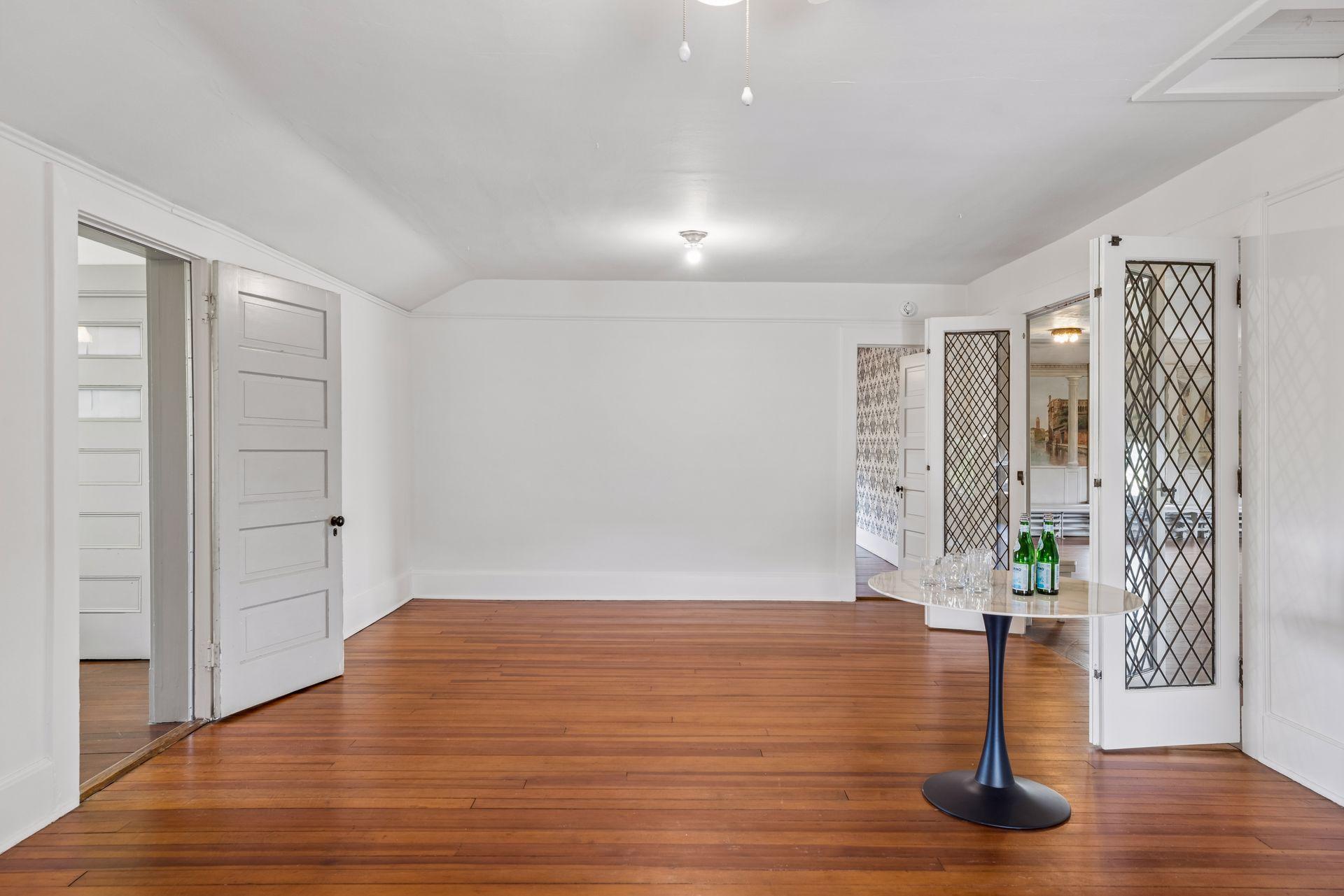 30 Crocus Place