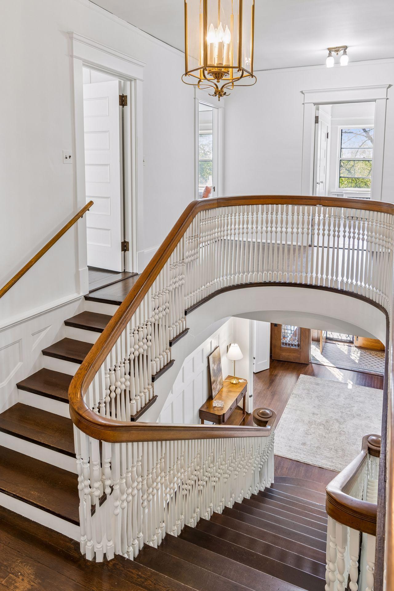 30 Crocus Place