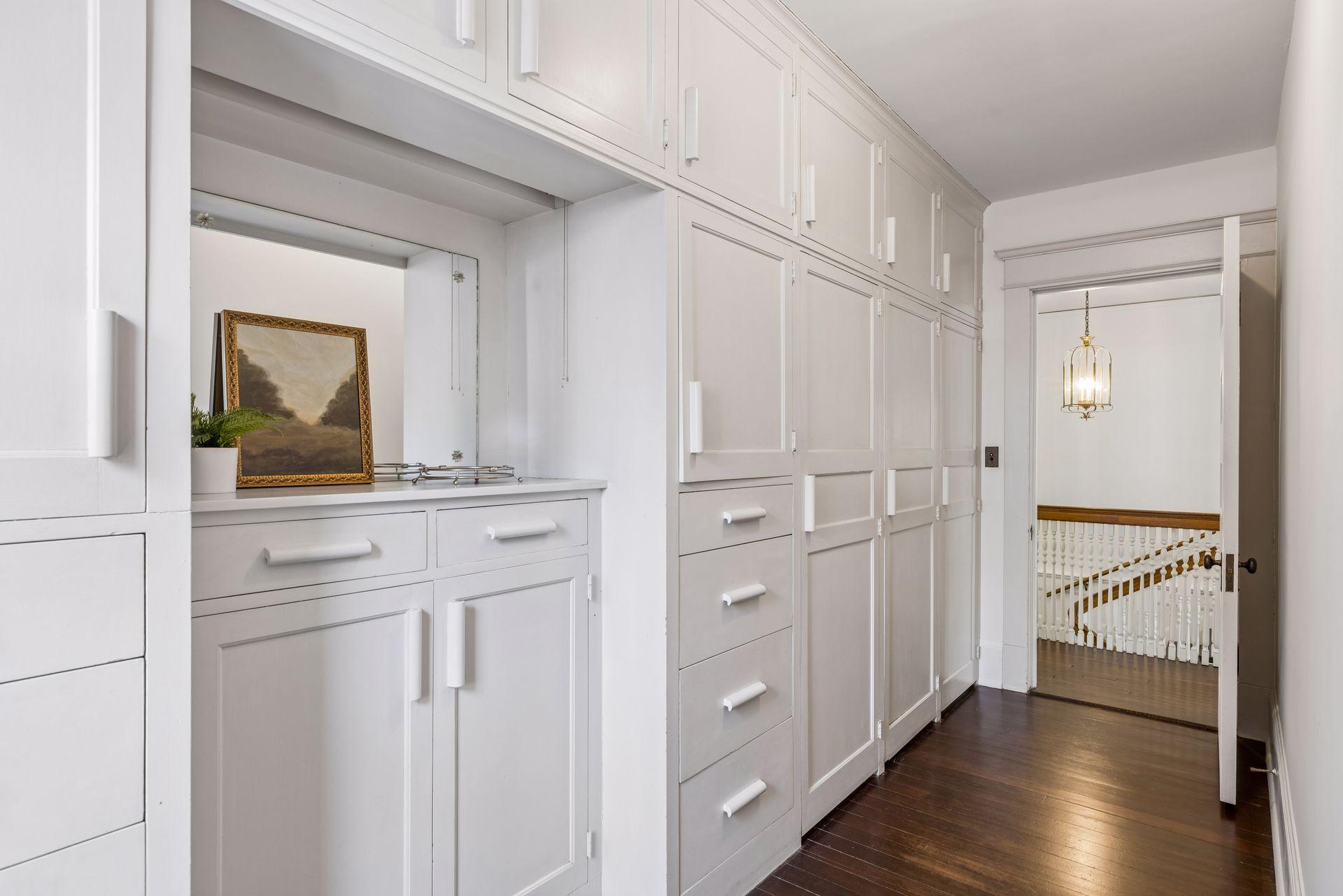 30 Crocus Place