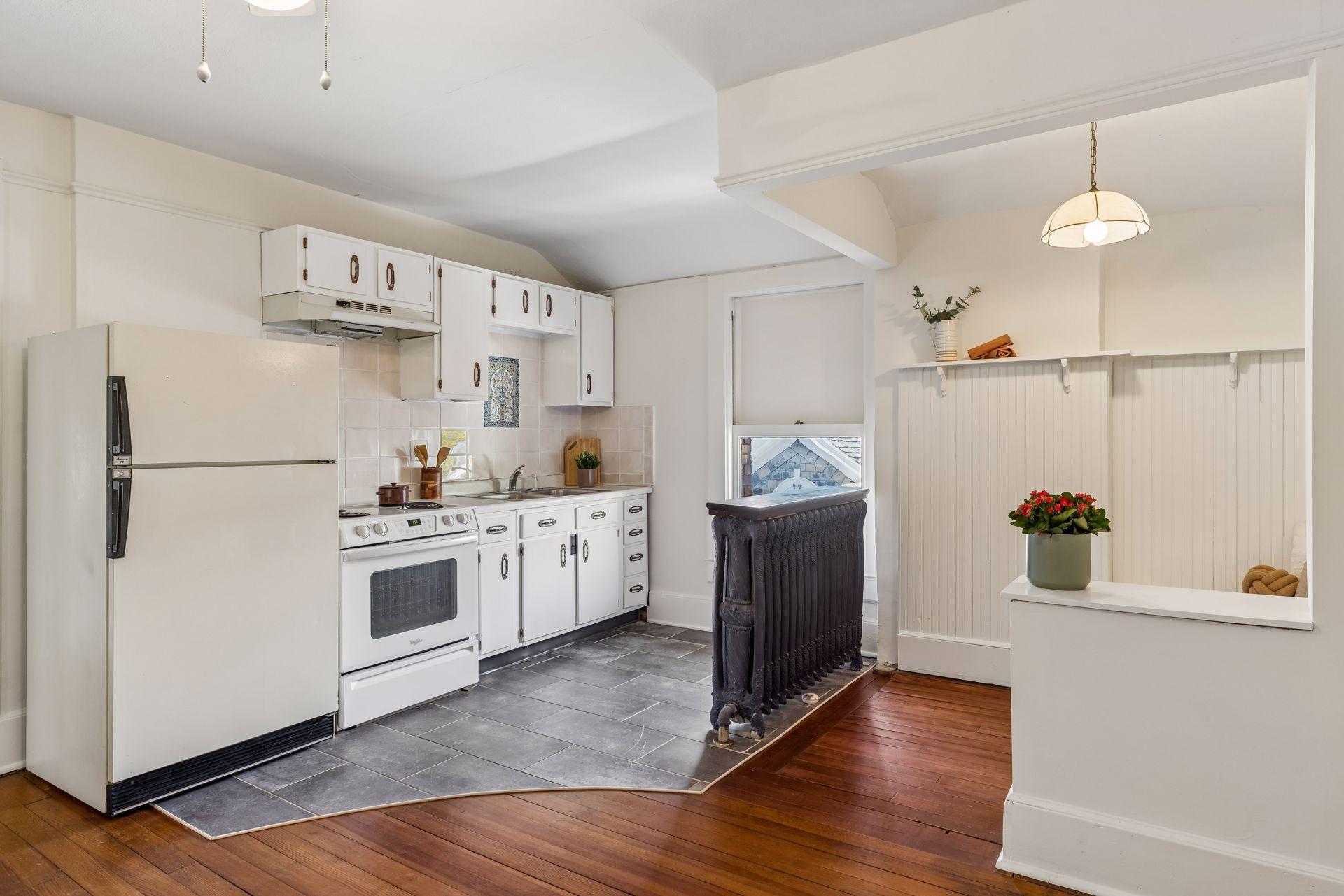 30 Crocus Place