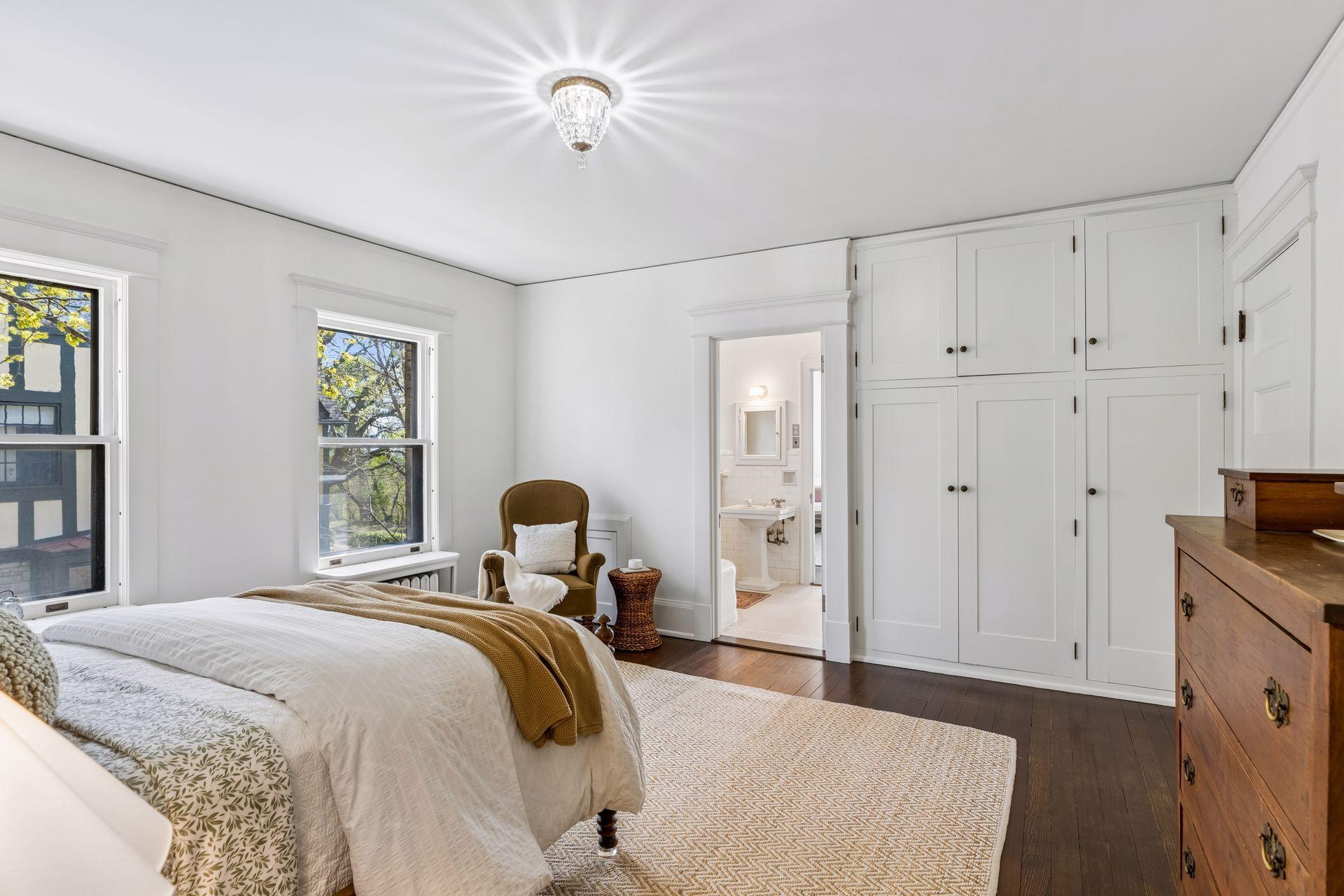 30 Crocus Place