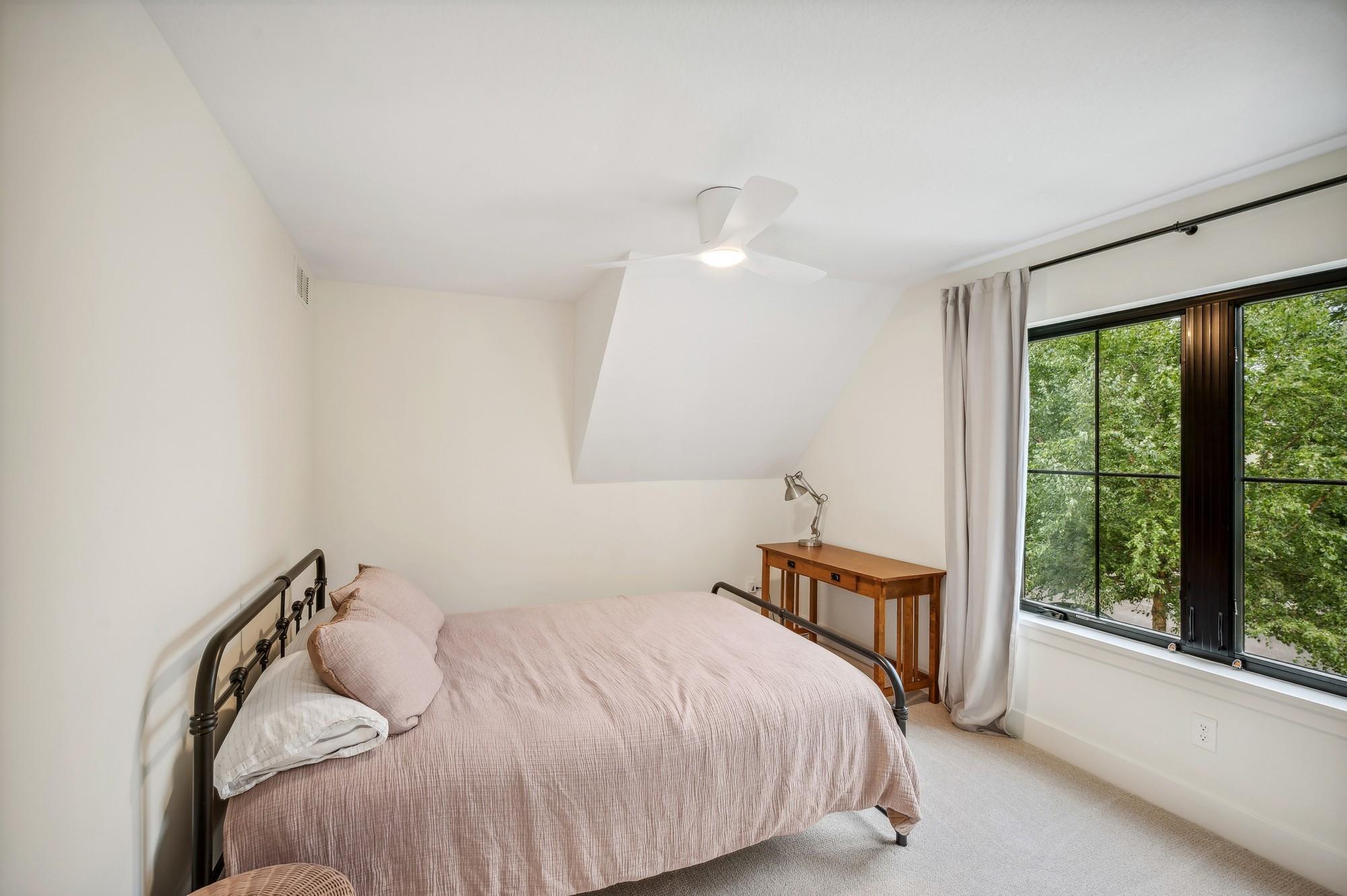 31X Stonebridge Boulevard