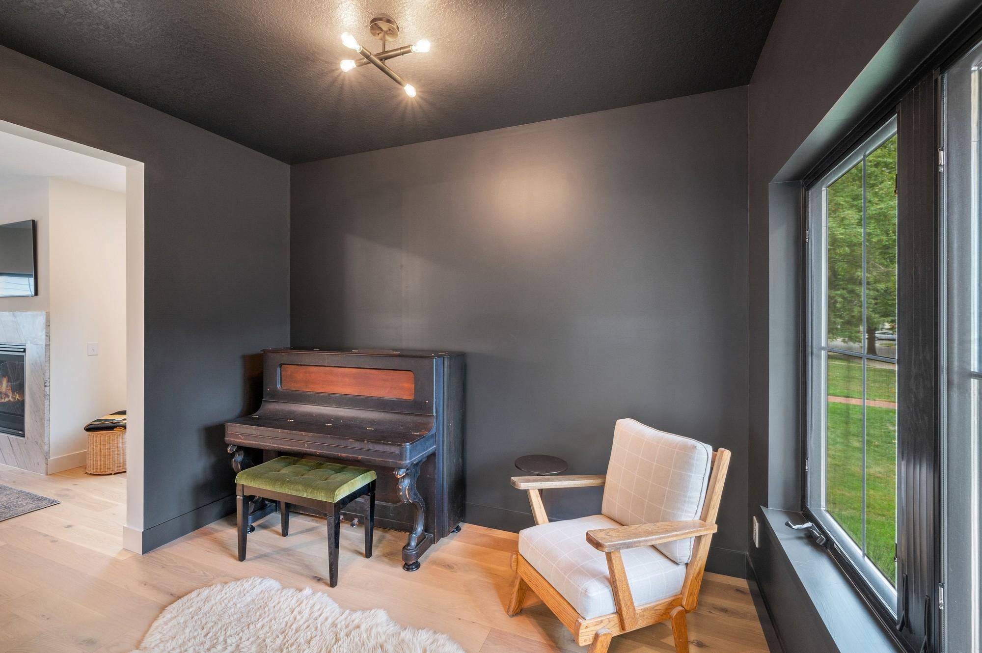 31X Stonebridge Boulevard