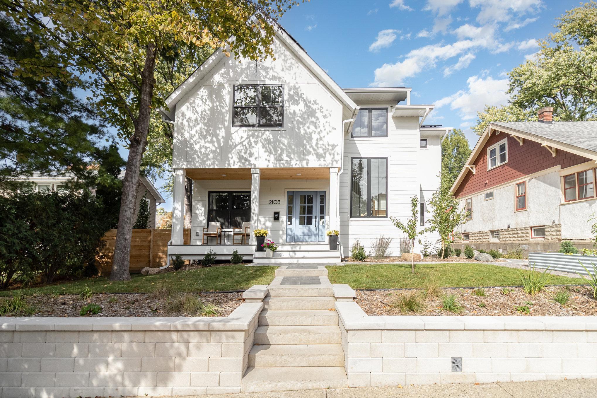 31X Stonebridge Boulevard